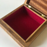 Jewelry box in wood and mother-of-pearl