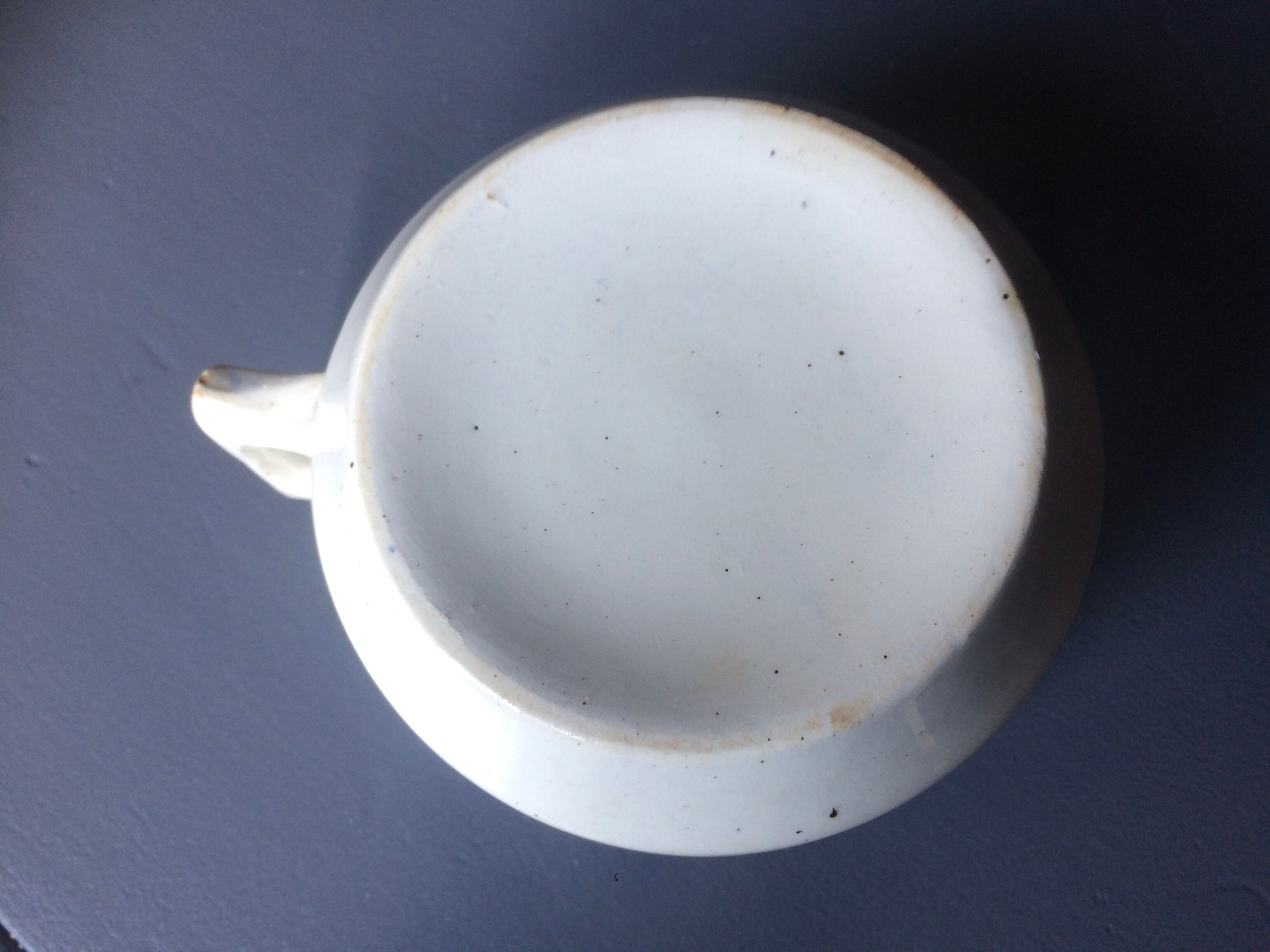 6 old bowls with old ceramic bowls