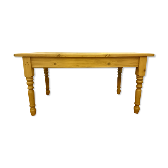 Solid wood table 6 to 8 places