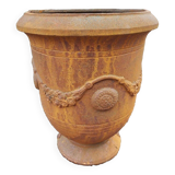 Anduse Medici vase in cast iron