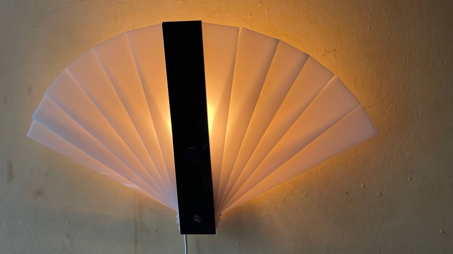 Mawa wall light