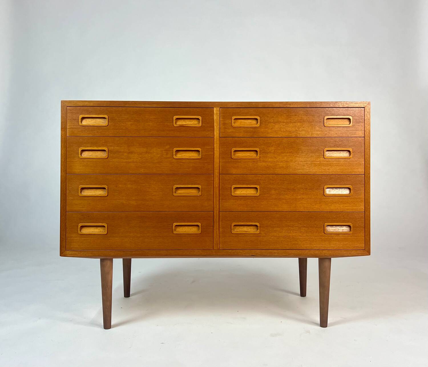 Danish Teak Sideboard Dresser Chest of Drawer by Poul Hundevad - 1960s Design Mid-Century