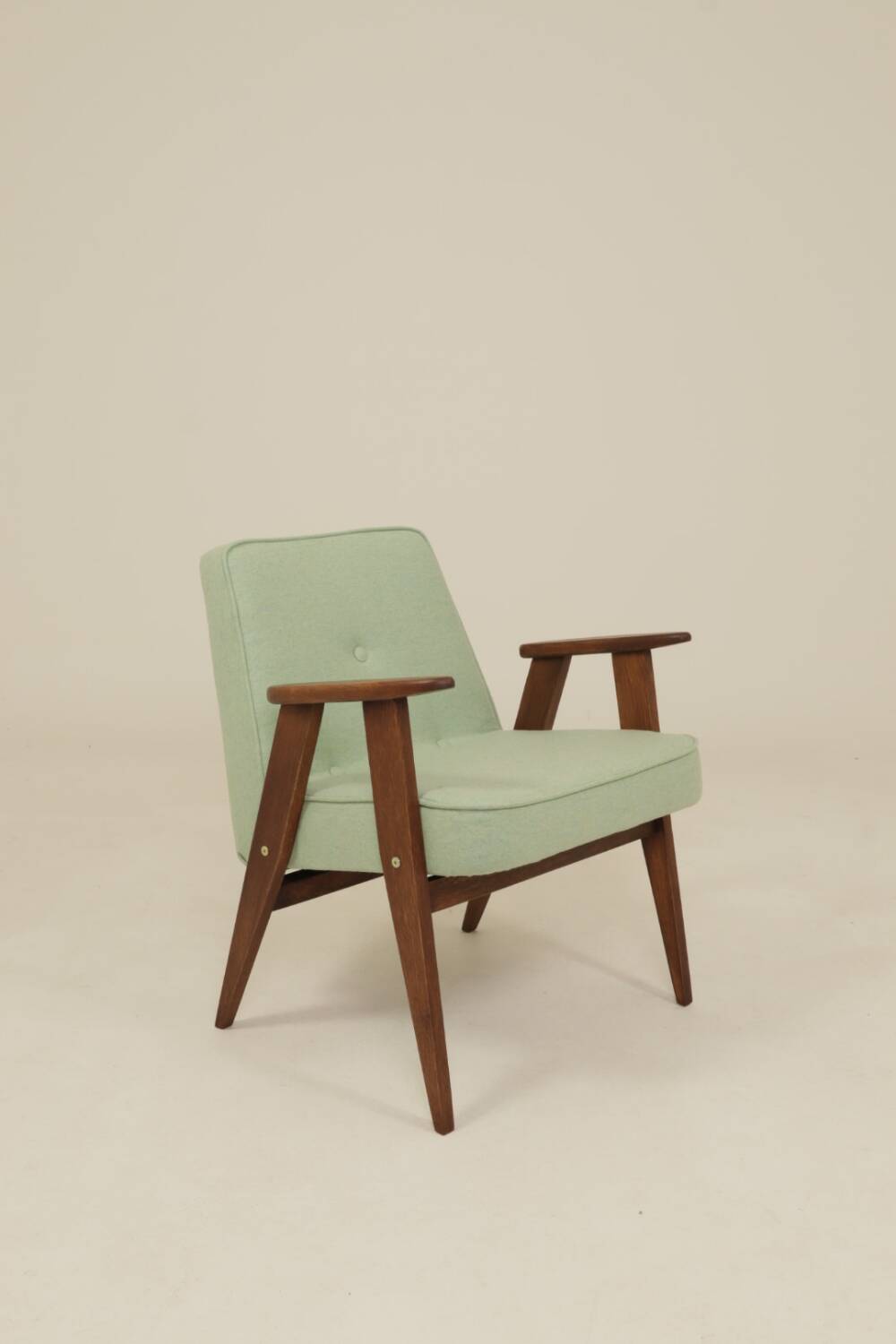 Mid-century modern armchair, oak wood, natural wool.