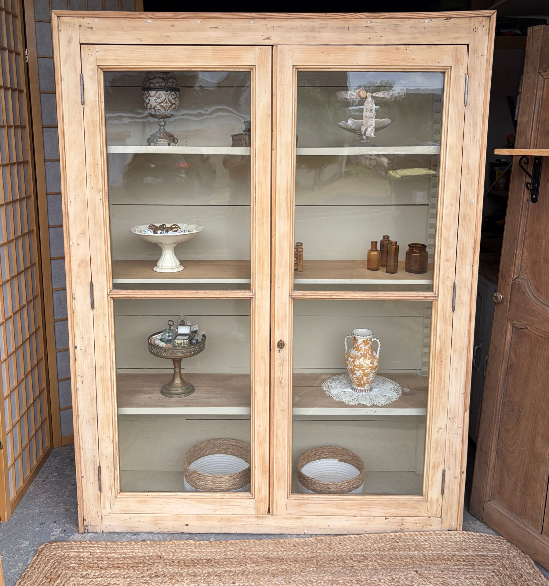 Wooden display cabinet