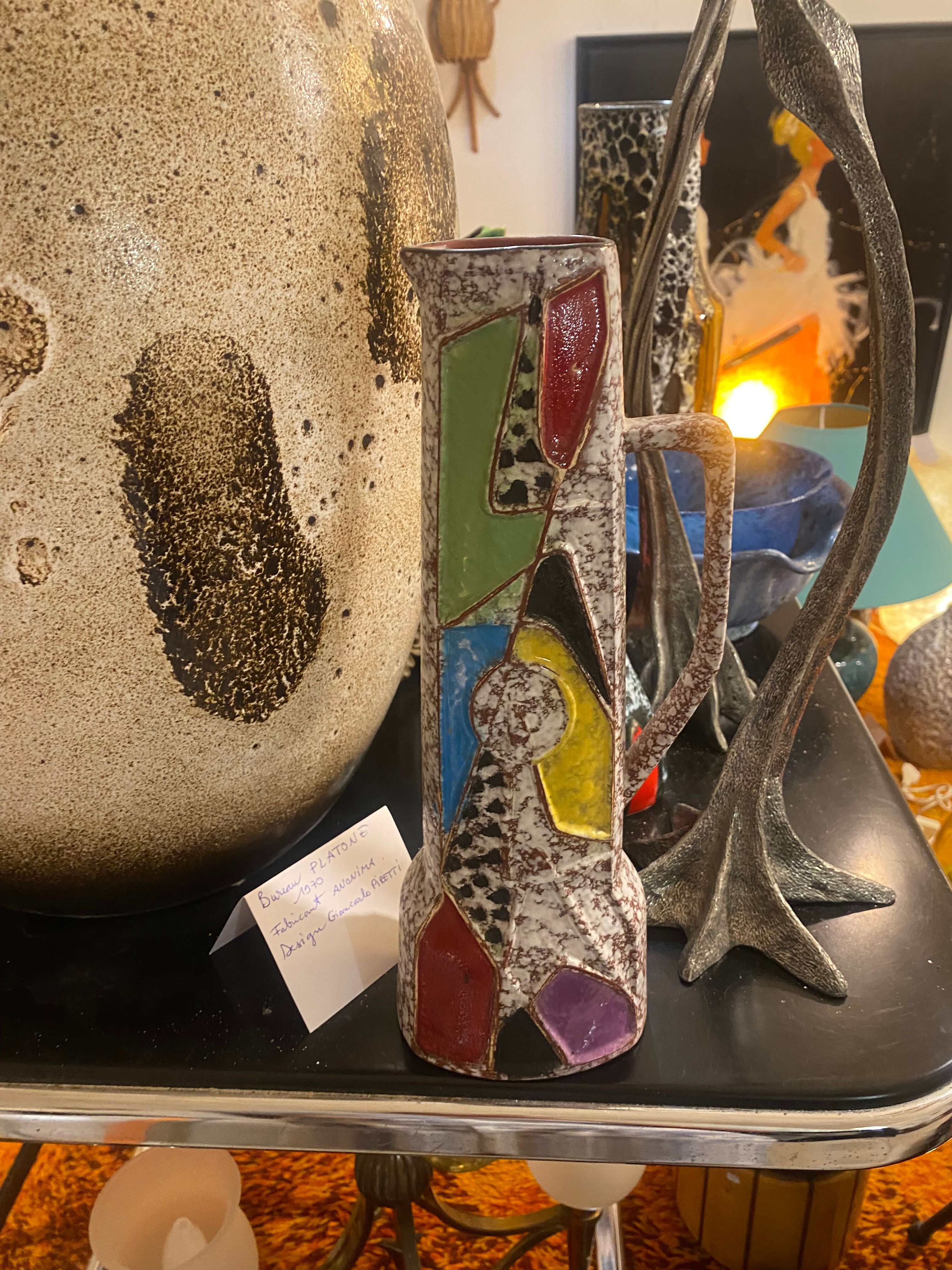 Pichet céramique coloré