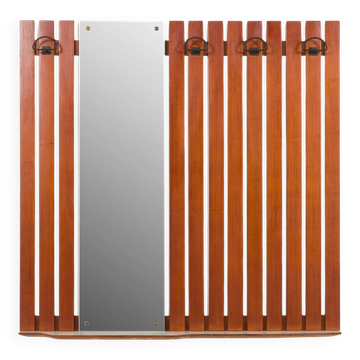 Porte-manteau en teck avec miroir et étagère, Italie, années 1960.