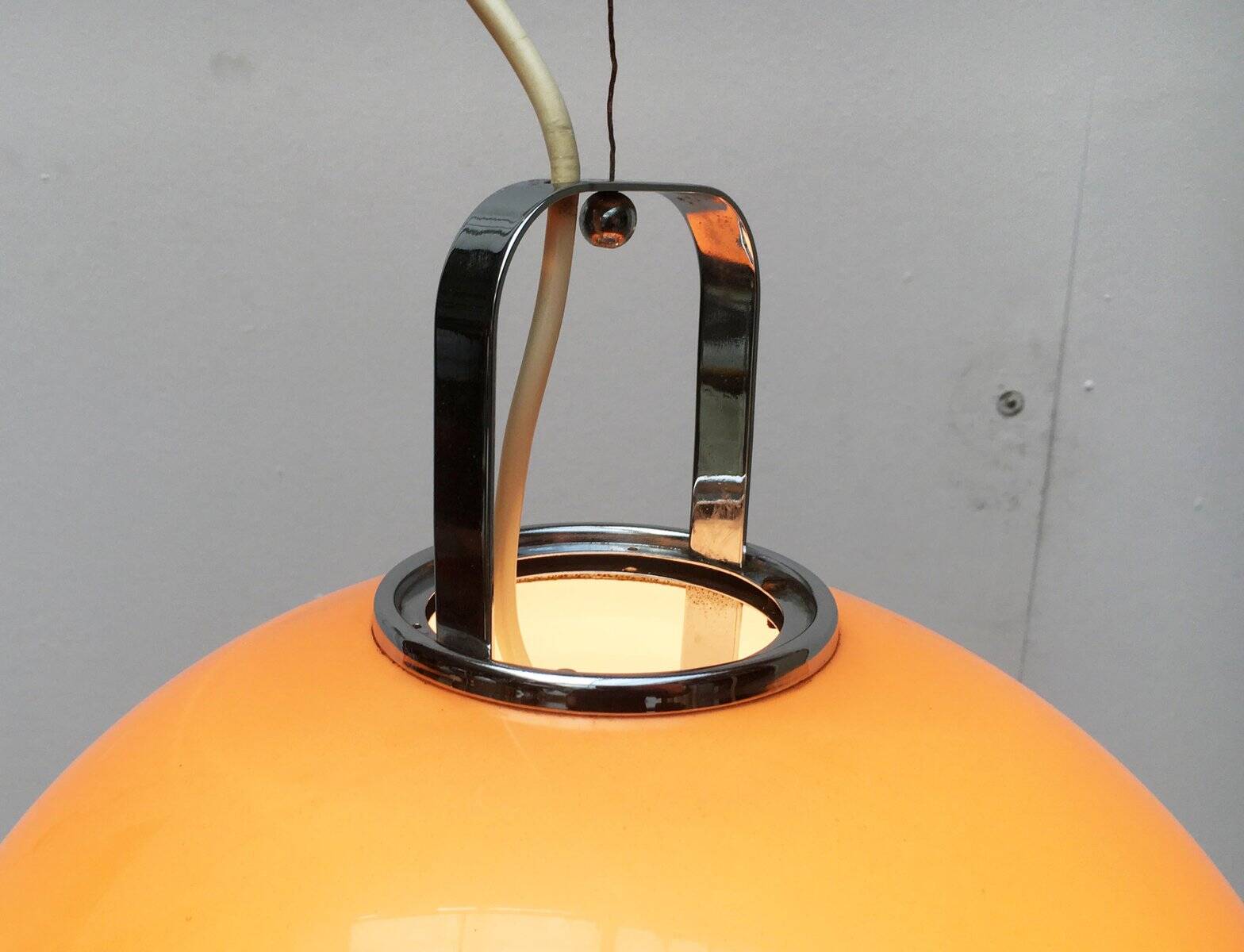 Suspended lamp Zurich Italian from the space age mid-century by Luigi Massoni for Guzzini.