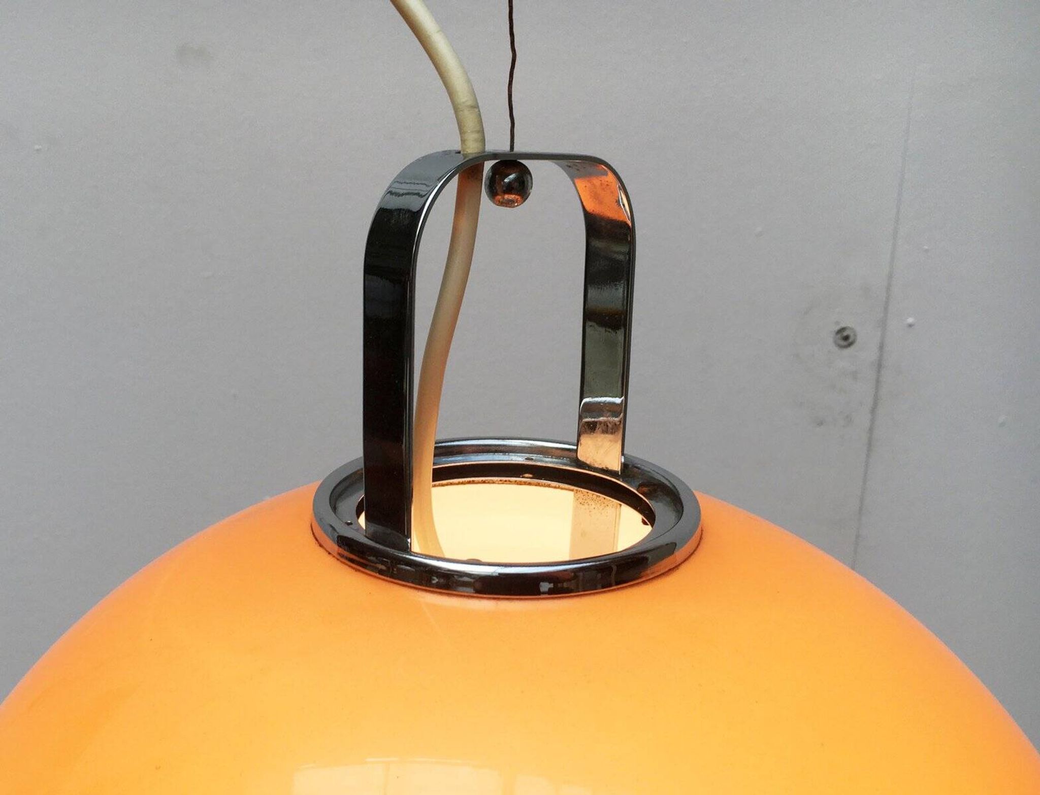 Suspended lamp Zurich Italian from the space age mid-century by Luigi Massoni for Guzzini.