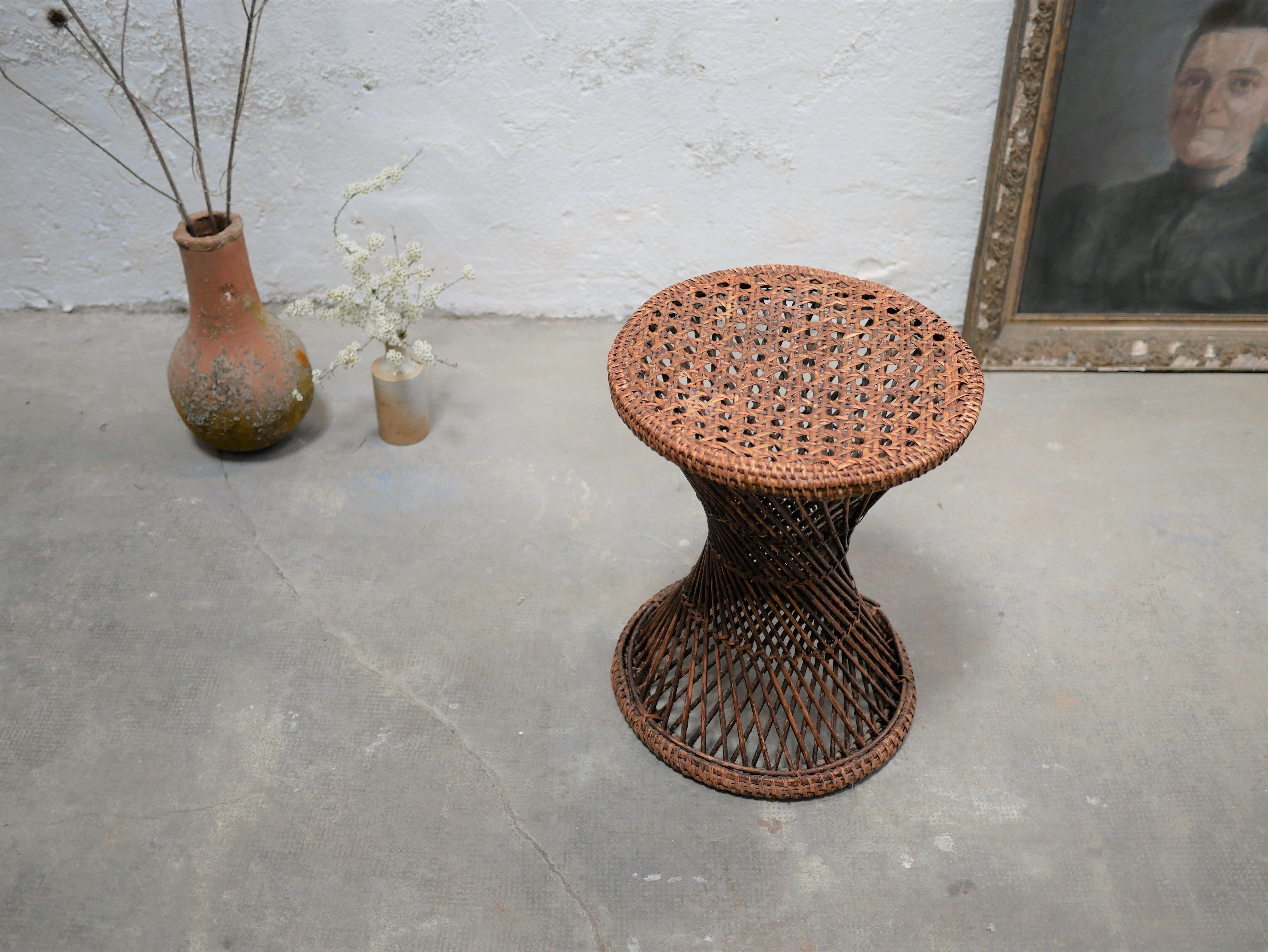 Table d'appoint diabolo vintage en rotin