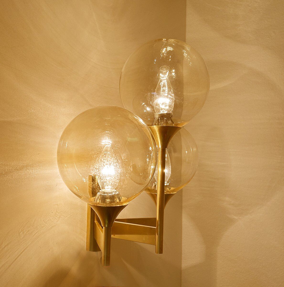 Large vintage glass sconce from Sciolari