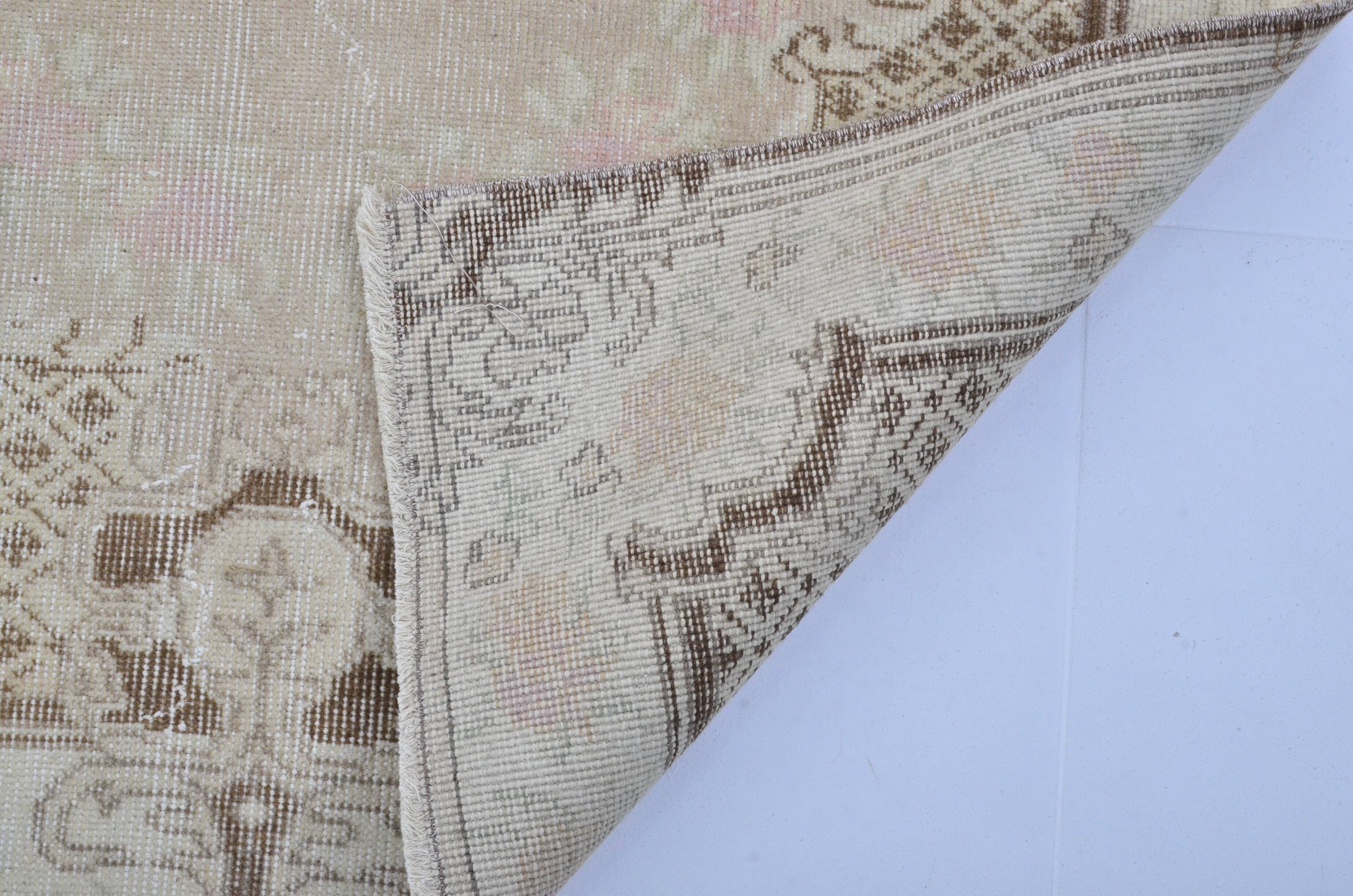 Tapis Oushak vintage aux couleurs douces, référence 3298