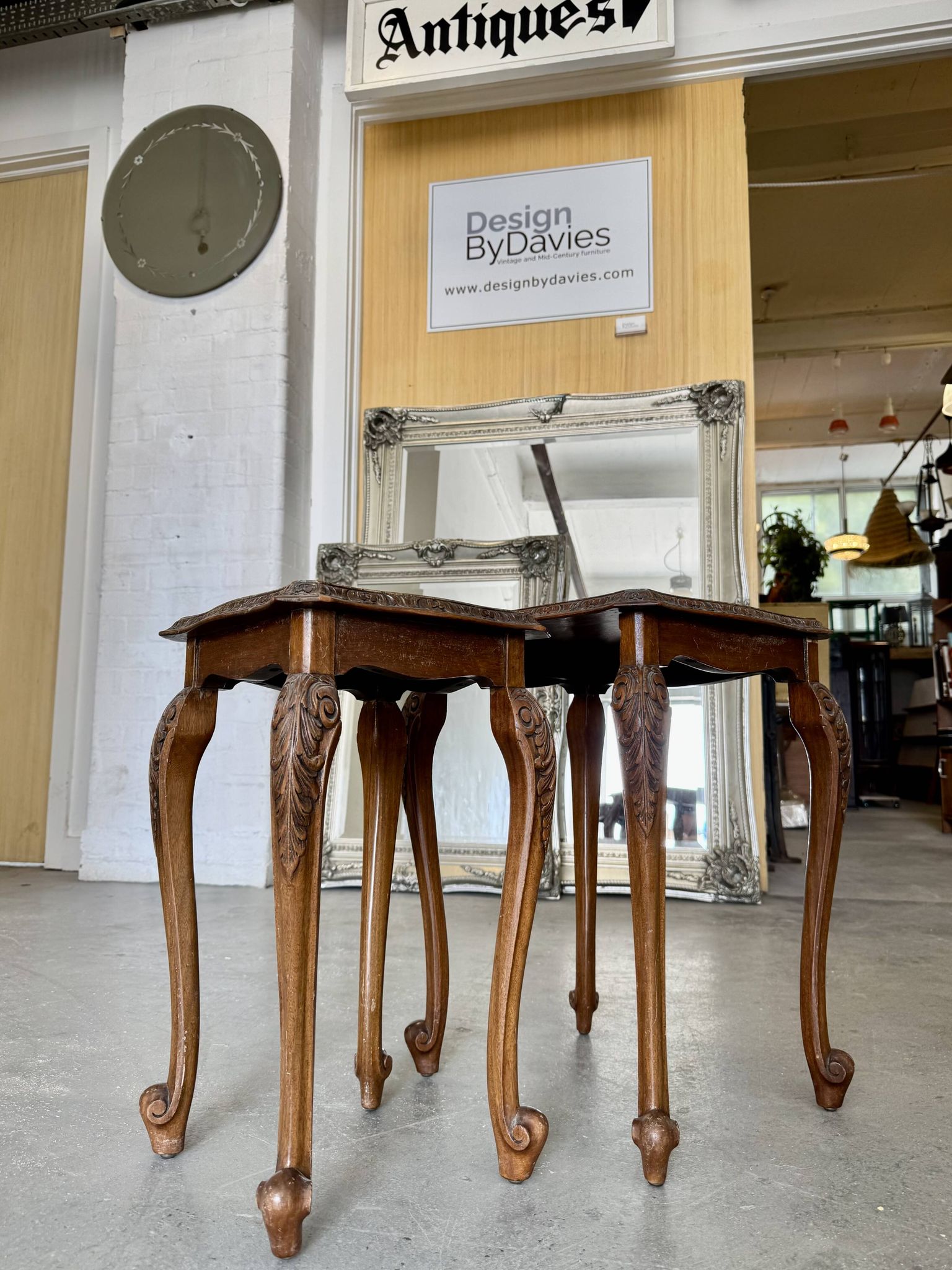 Pair of Vintage Wooden Nesting Tables with Glass Tops & Cabriole Legs