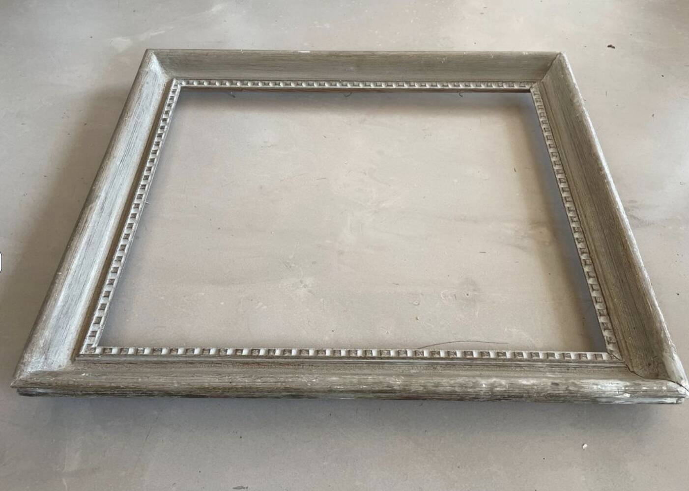 Old still life signed Georges Schirmann 1947