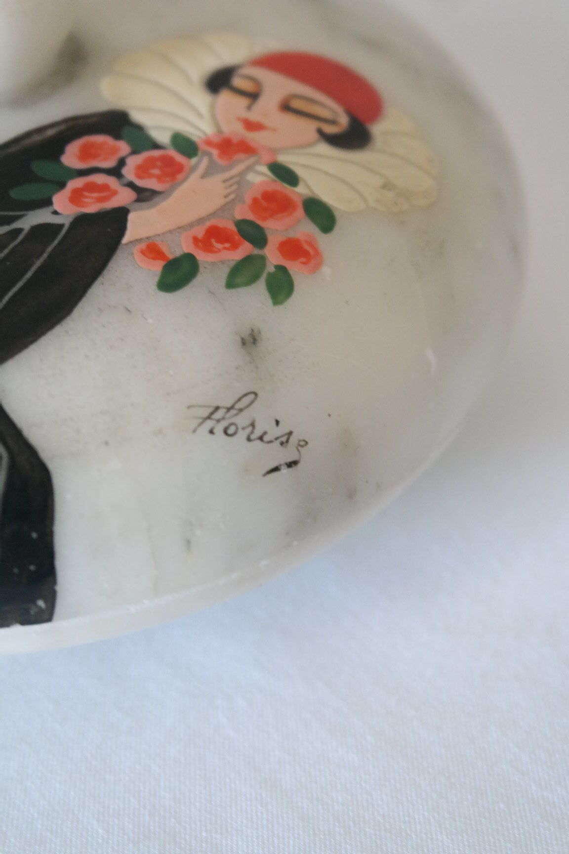 Hand-painted art deco round box