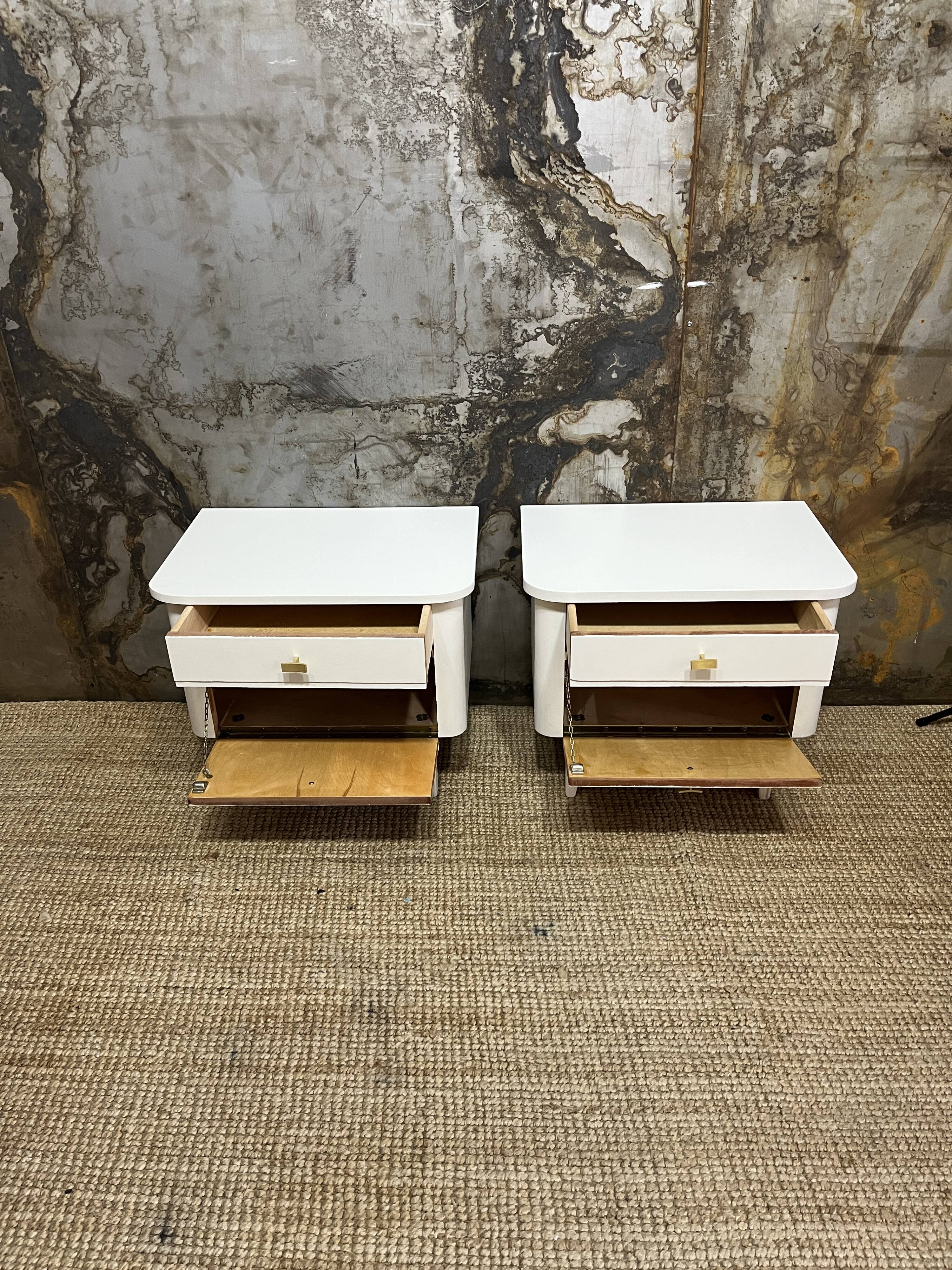 Pair of bedside feet compass