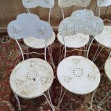 Suite de 8 chaises de jardin en fer forgé