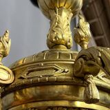 Lustre en bronze de style Louis XIV.
