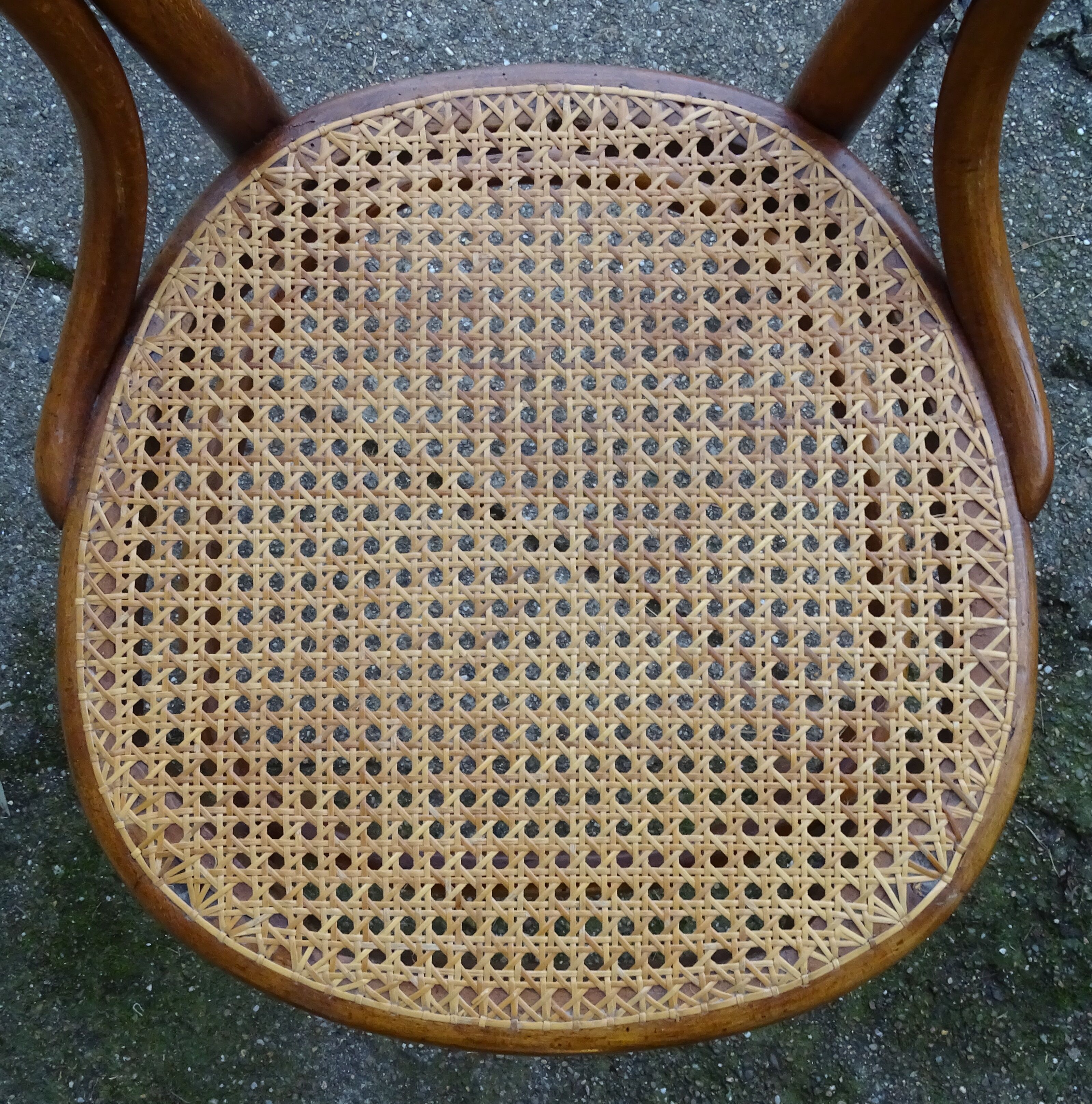 Chair THONET N°31/1 of 1880 cannée