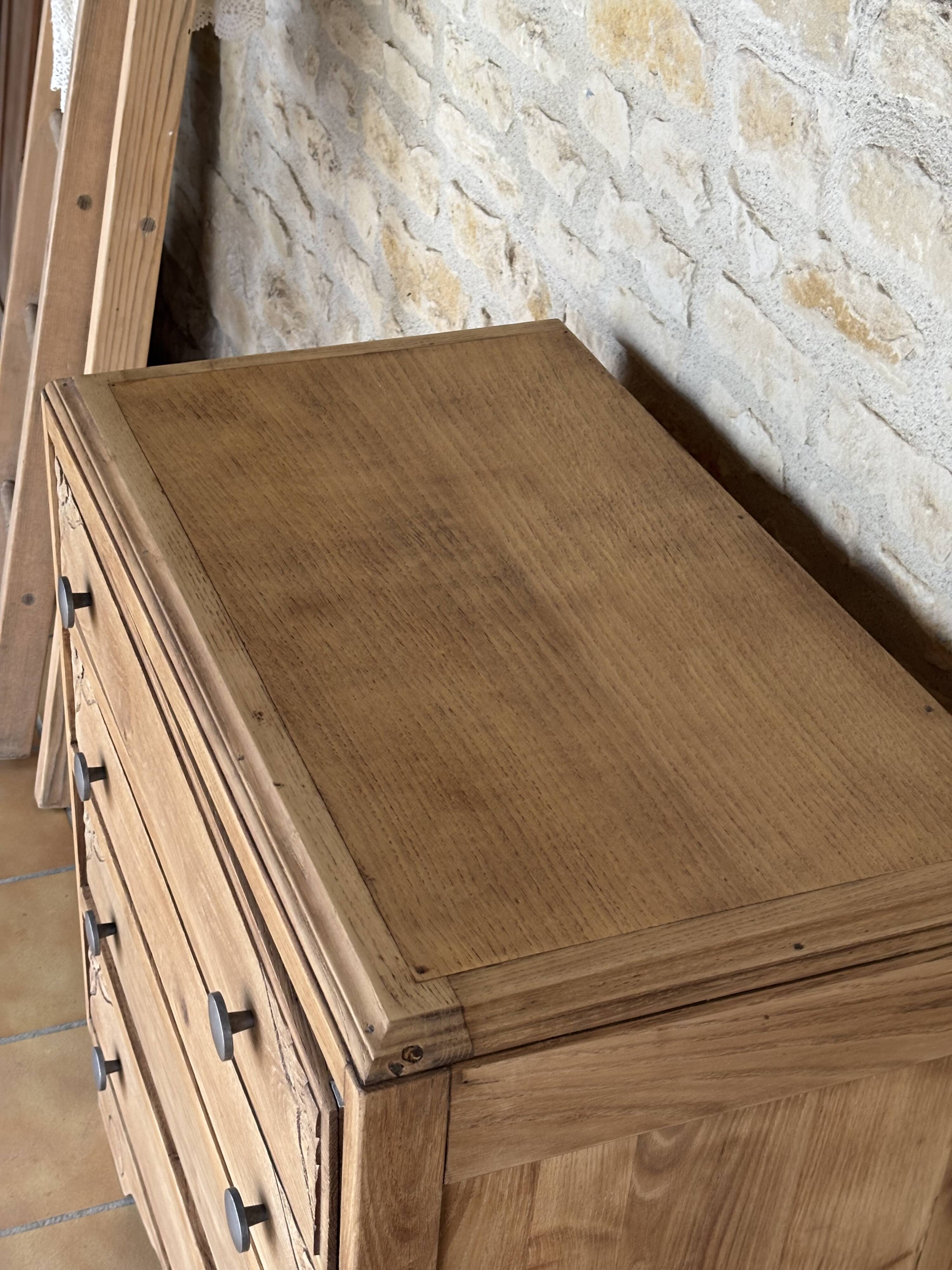 Art Deco oak chest of drawers