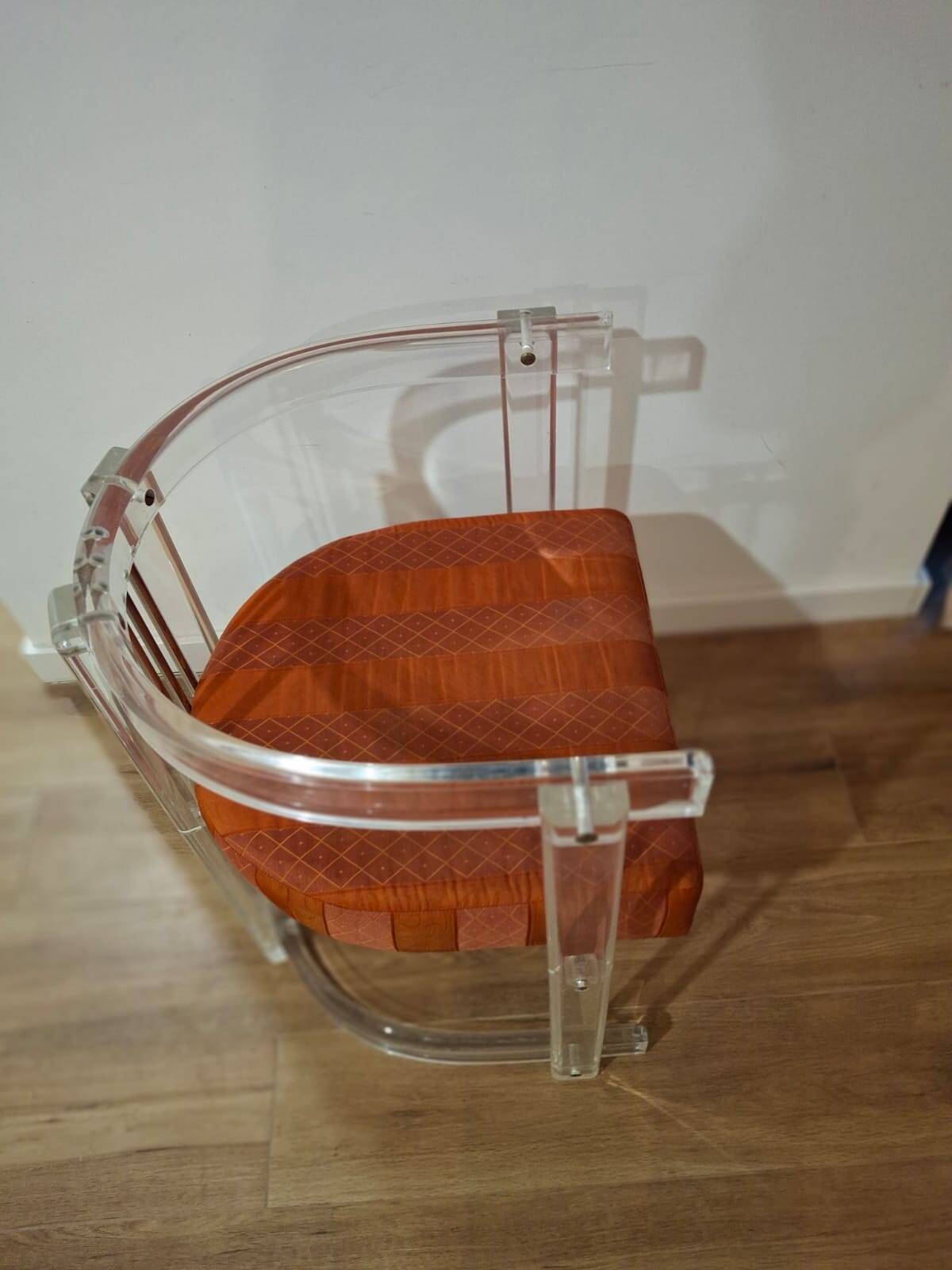Set of 6 Acrylic and Chrome Chairs, Italy, 1970s