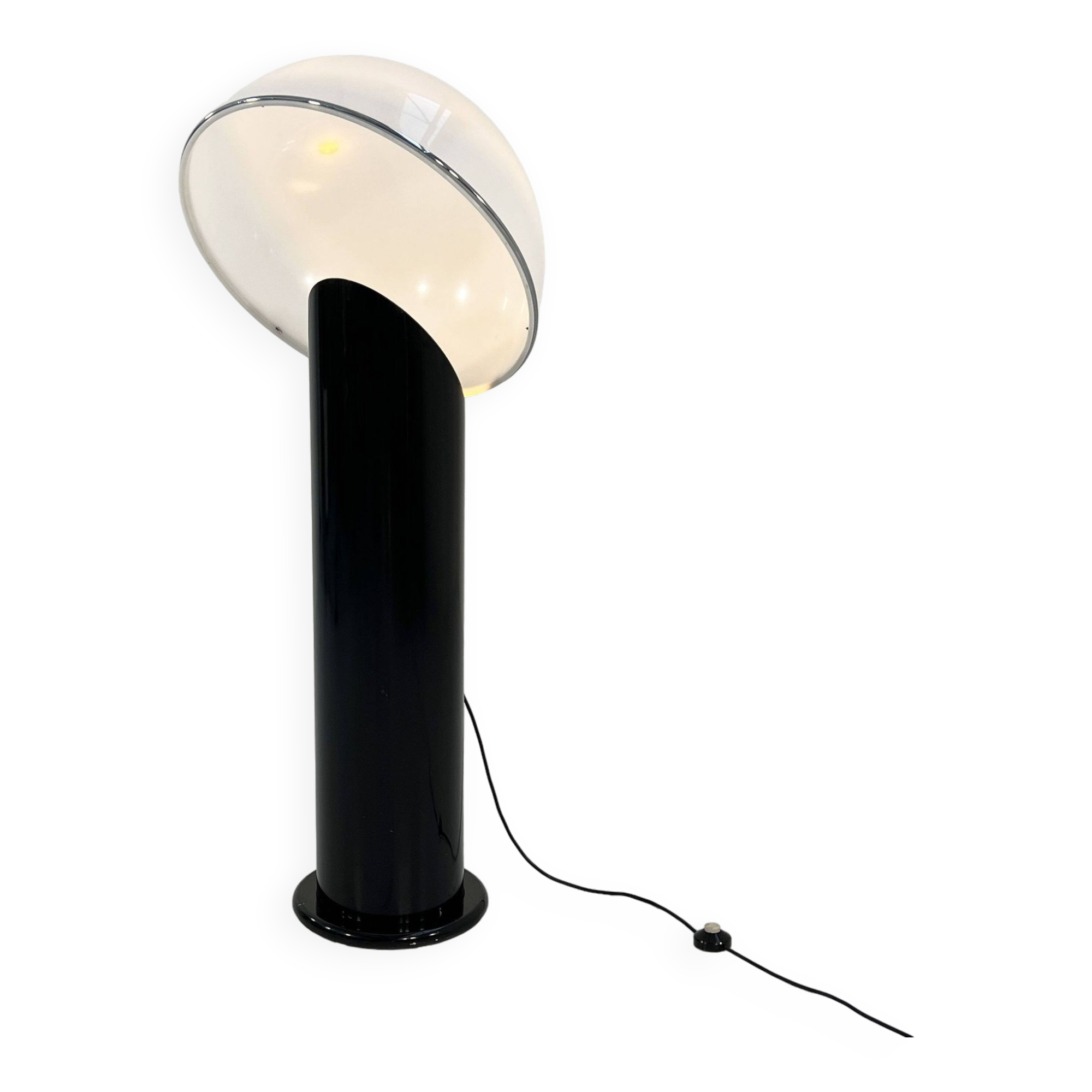 Black ciot floor lamp by ennio chiggio for lumenform, 1970