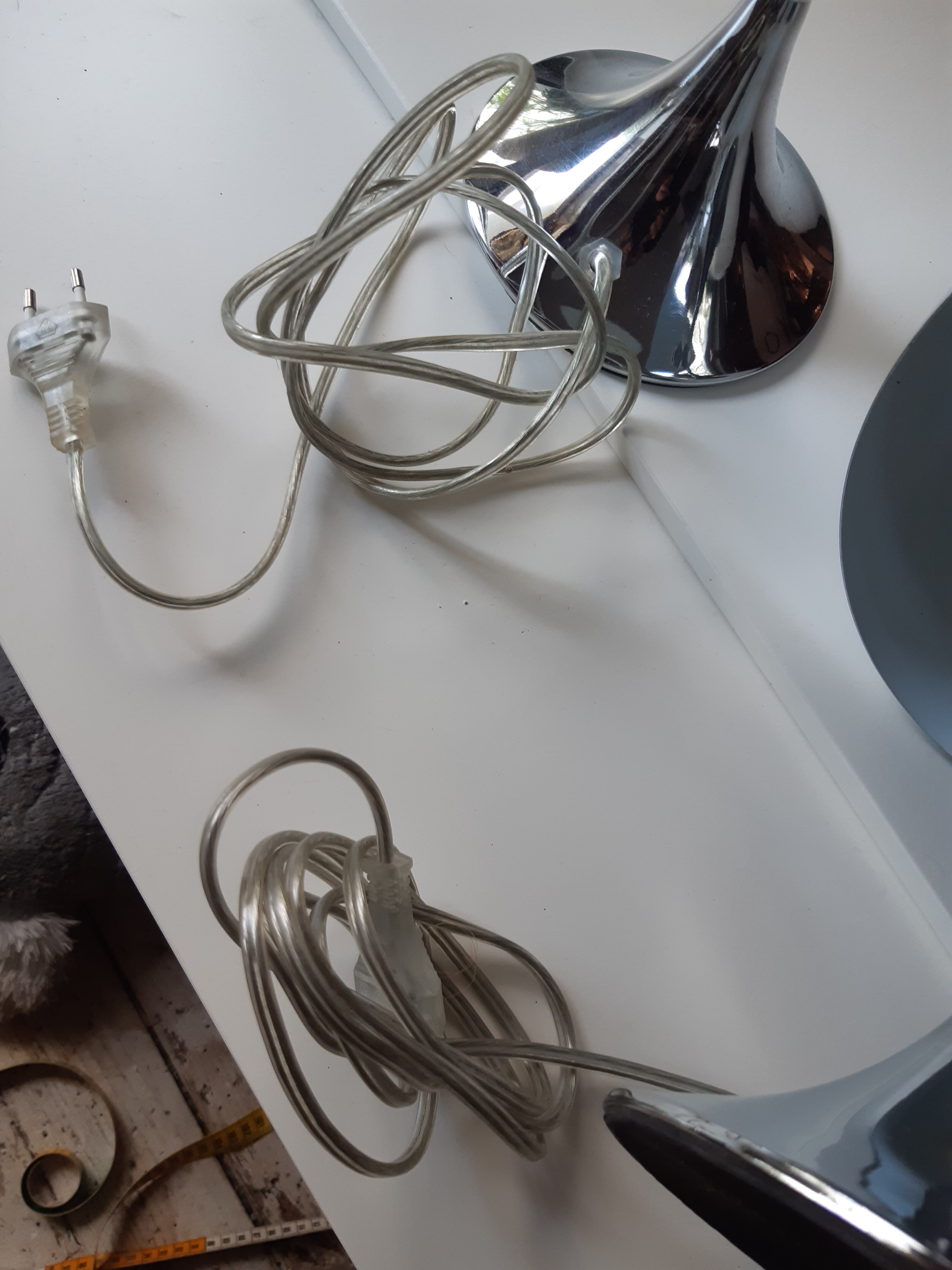 Paire de lampes champignon chromées