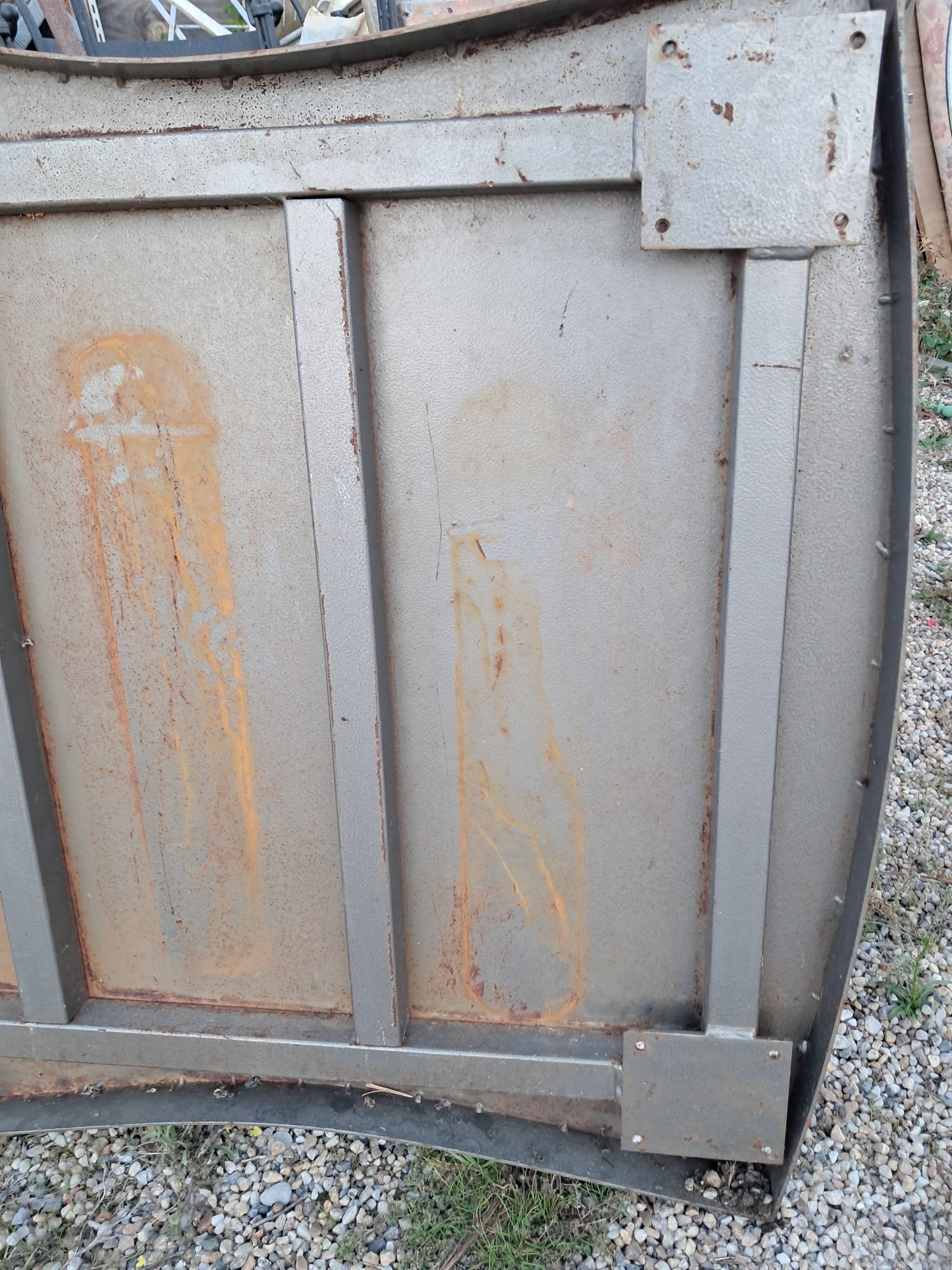 Table de ferme en metal