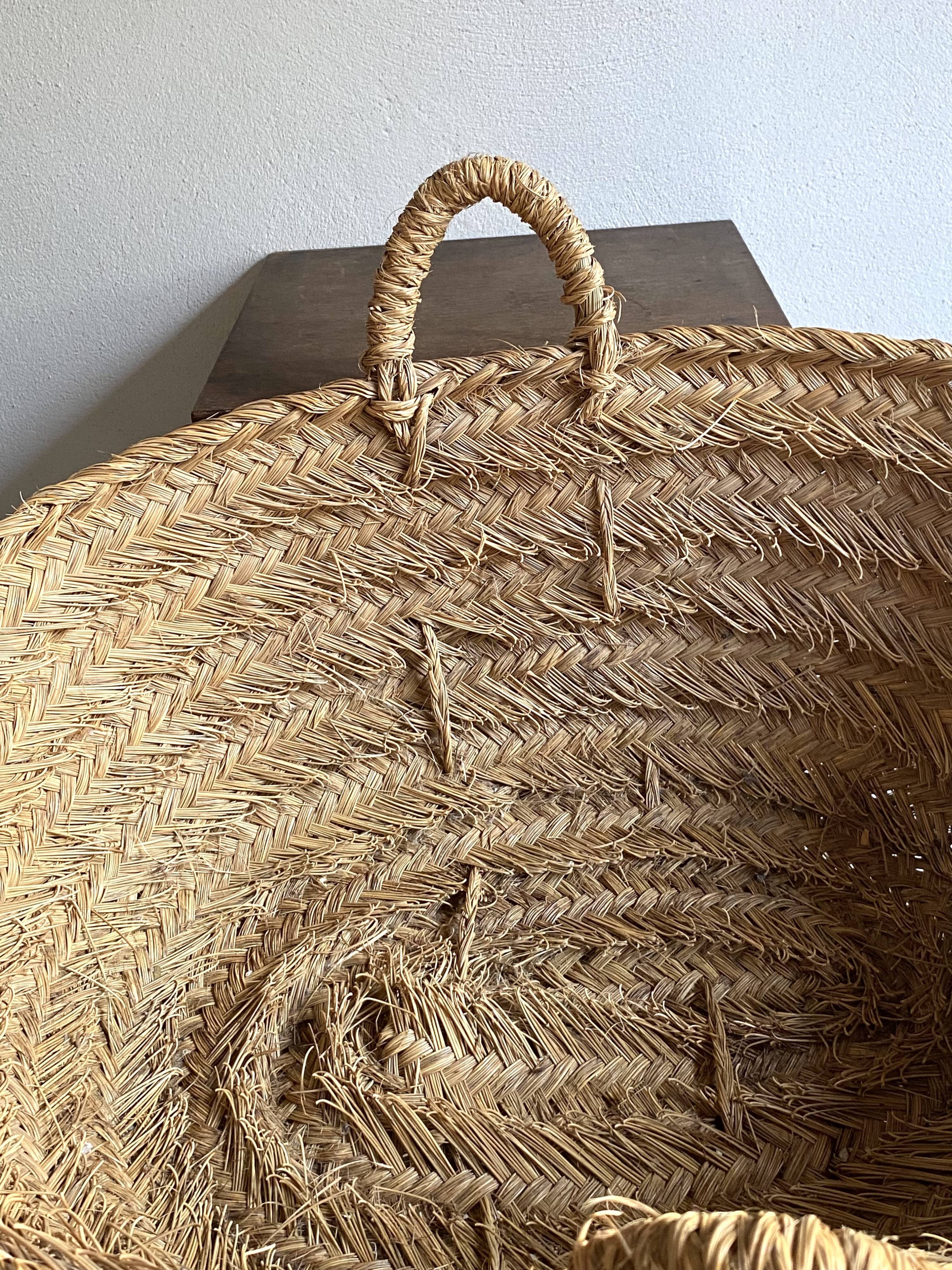 Moroccan basket vegetable fibers