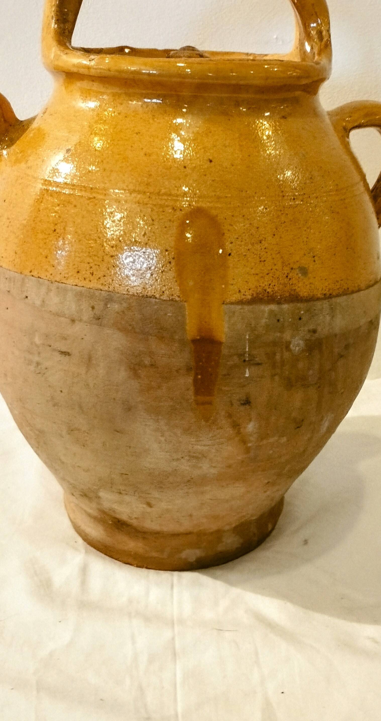 Ancienne cruche à eau