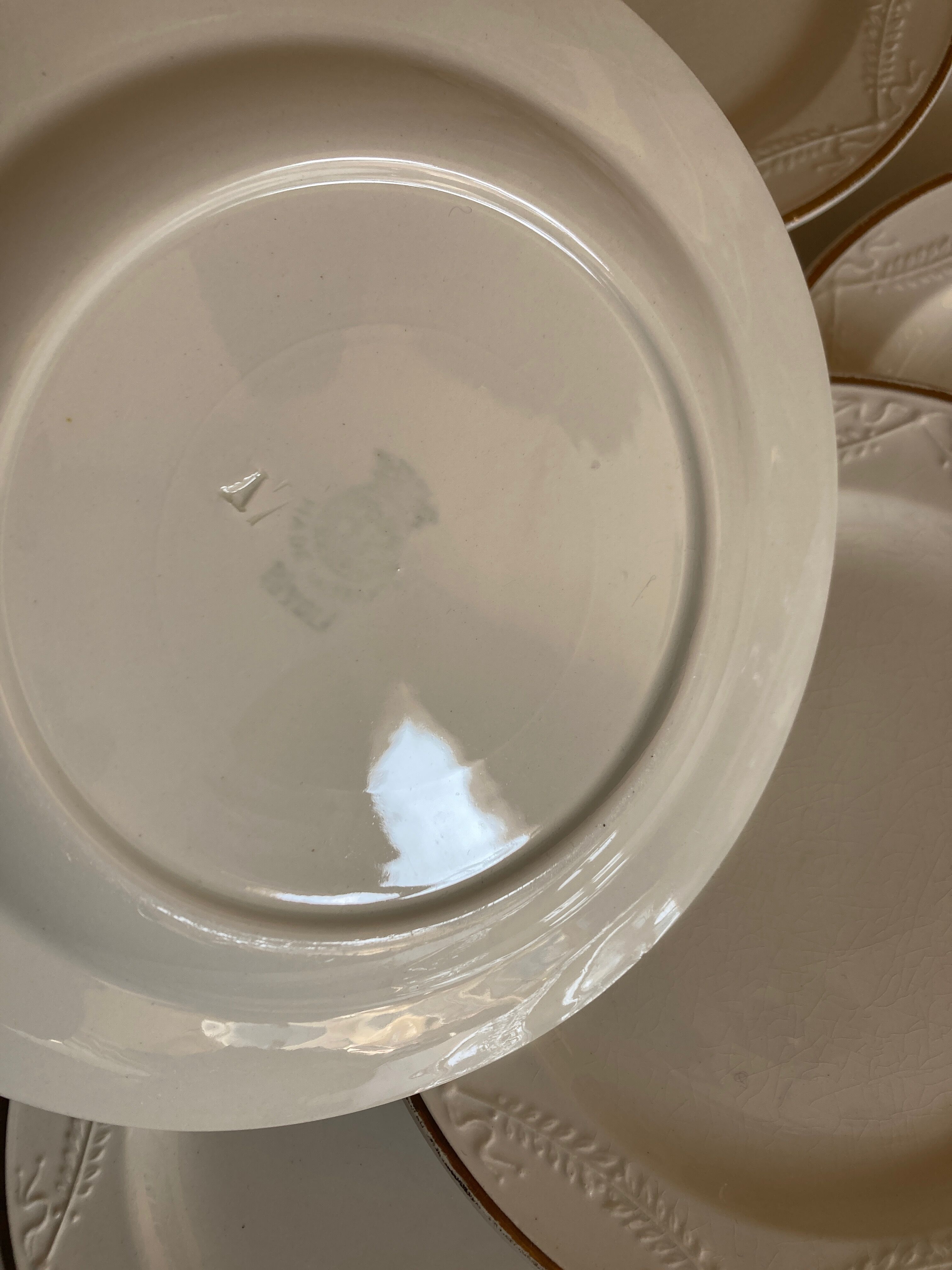 Set of 7 neo-classical plates directoire fine earthenware from Gien 19th
