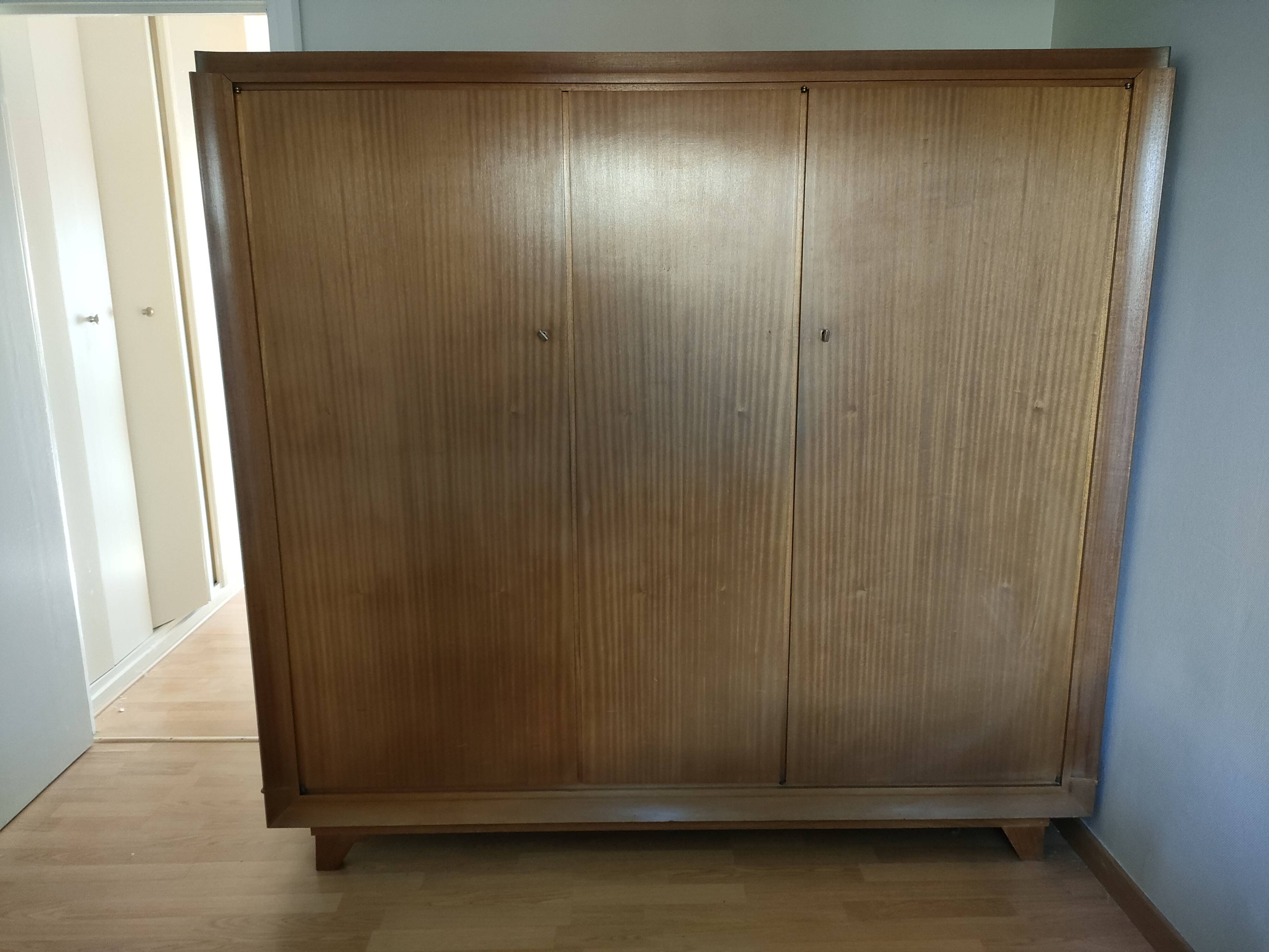 Vallin wardrobe and bedside table