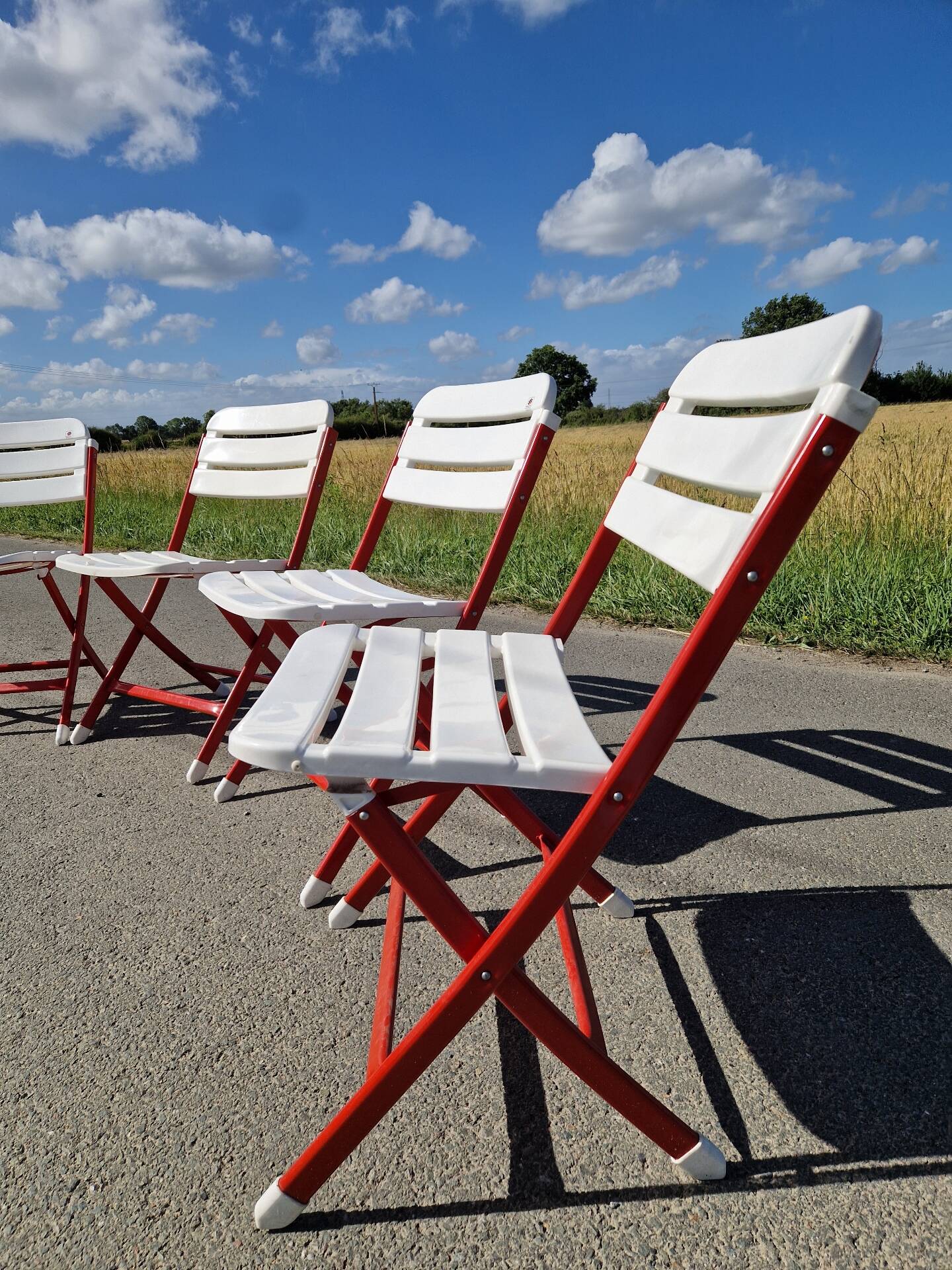 Lot de 4 chaises pliantes vintage