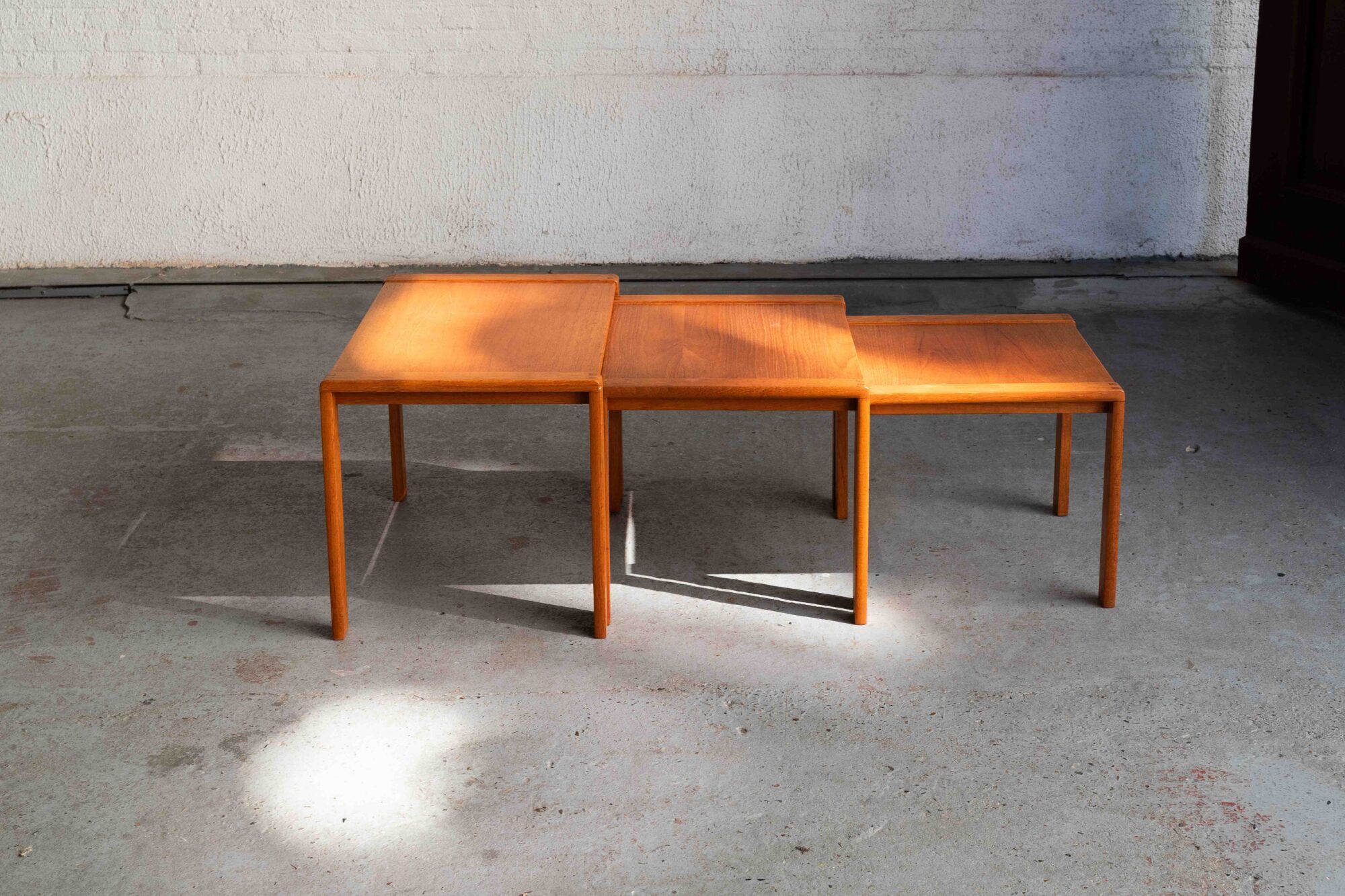 Ensemble de 3 tables gigognes par Aksel Kjersgaard