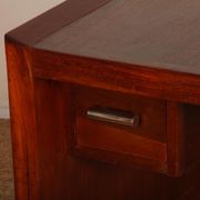 Bureau en bois, travail moderniste des années 1930