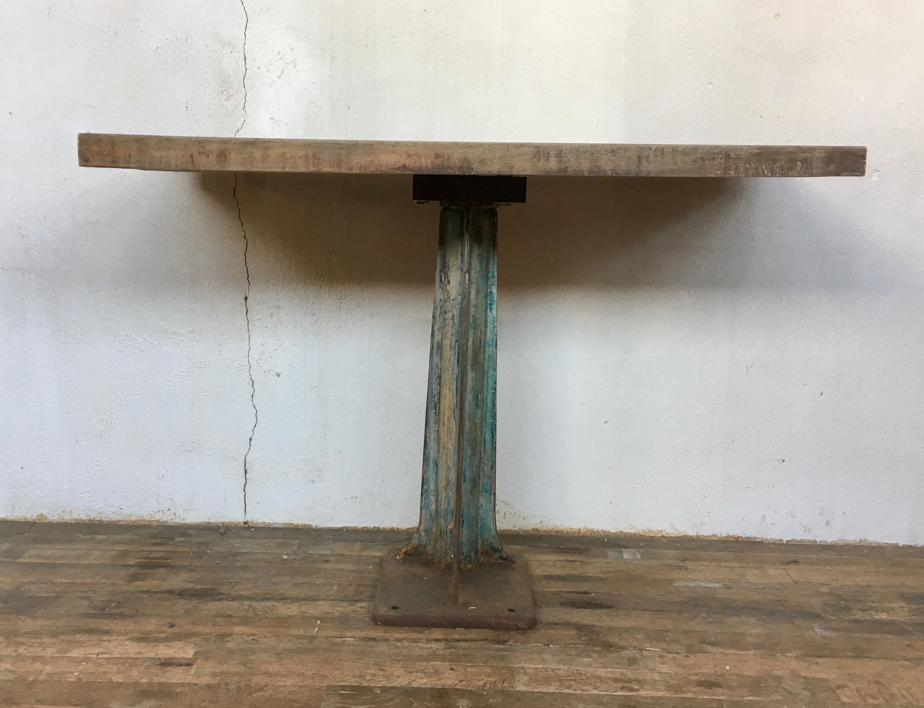 Industrial console 1900