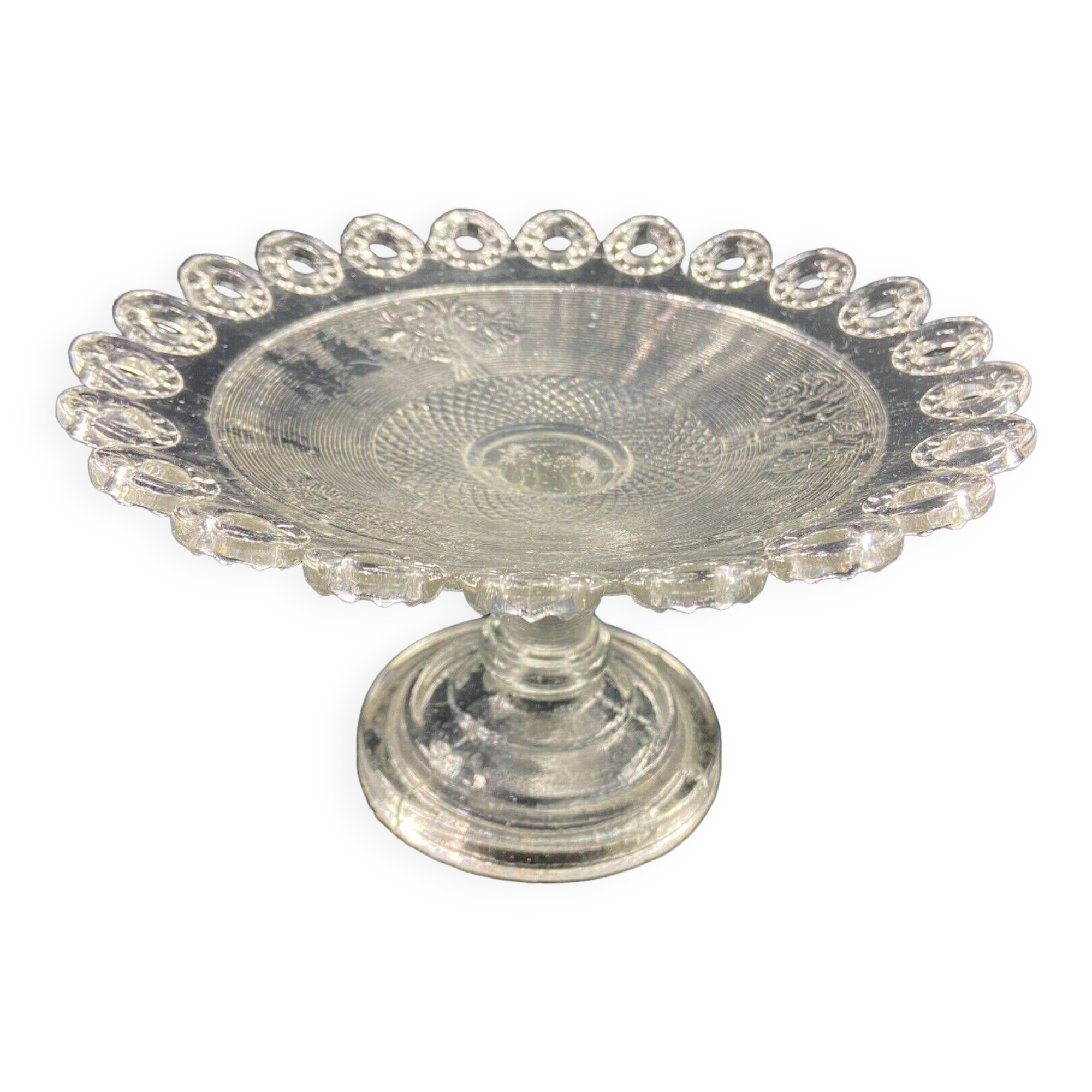 Cup on Vierzon glass pedestal, early 20th century