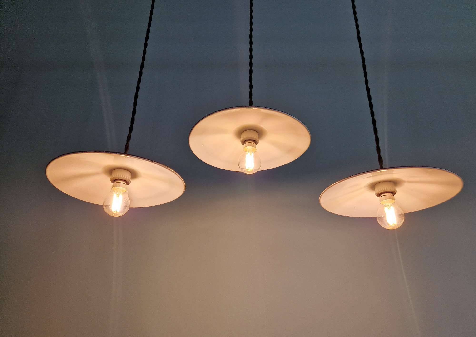 Set of 4 industrial pendant lights in black and white enamelled sheet metal