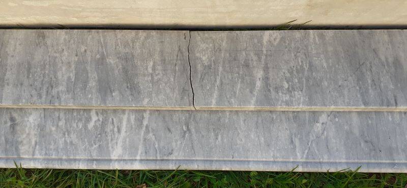 Pair of double fronted cupboard doors H252xL4m