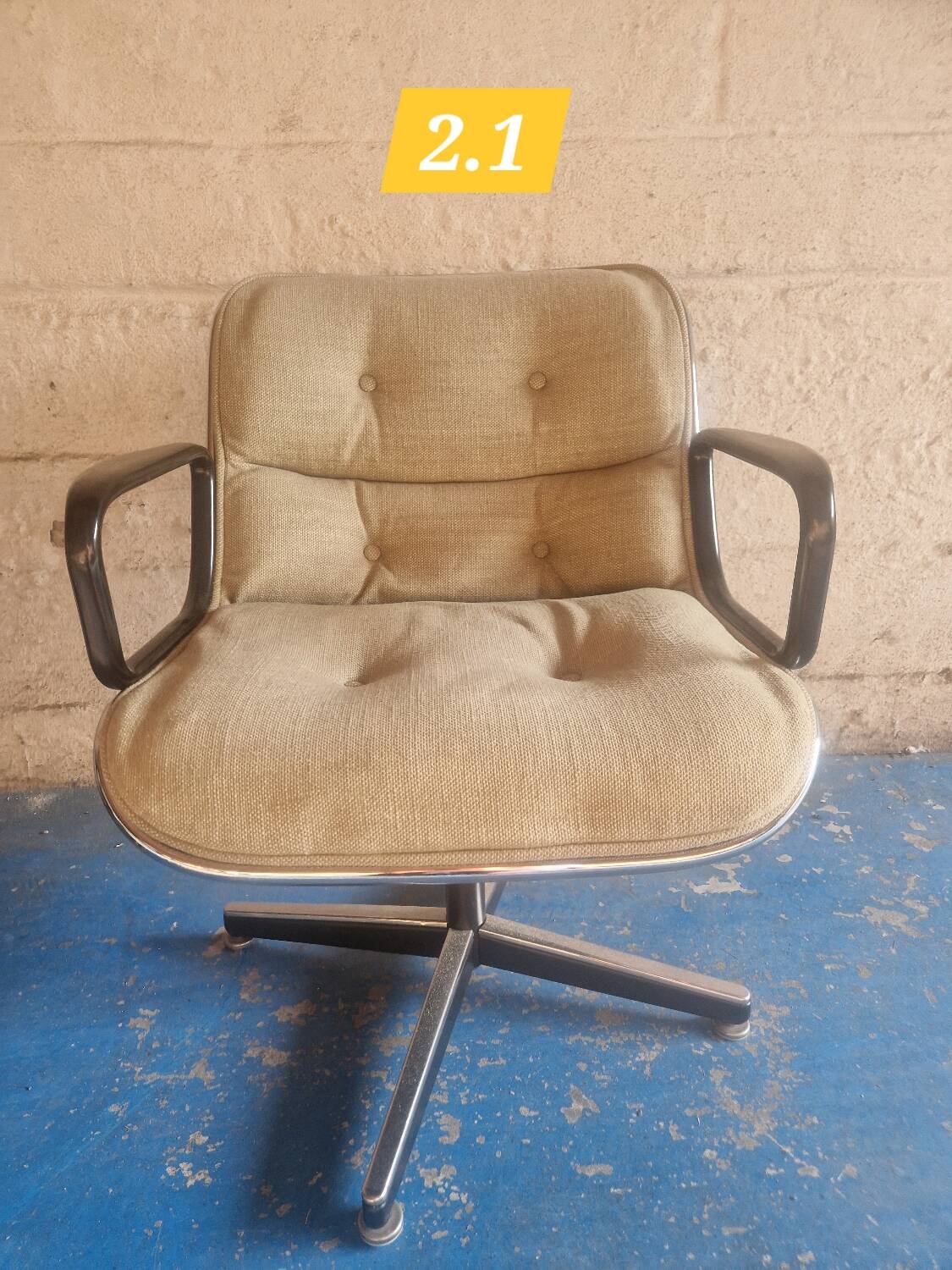 Set of 4 Charles Pollock style armchairs for Knoll