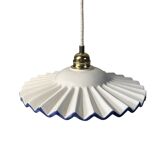 Vintage serrated pendant light