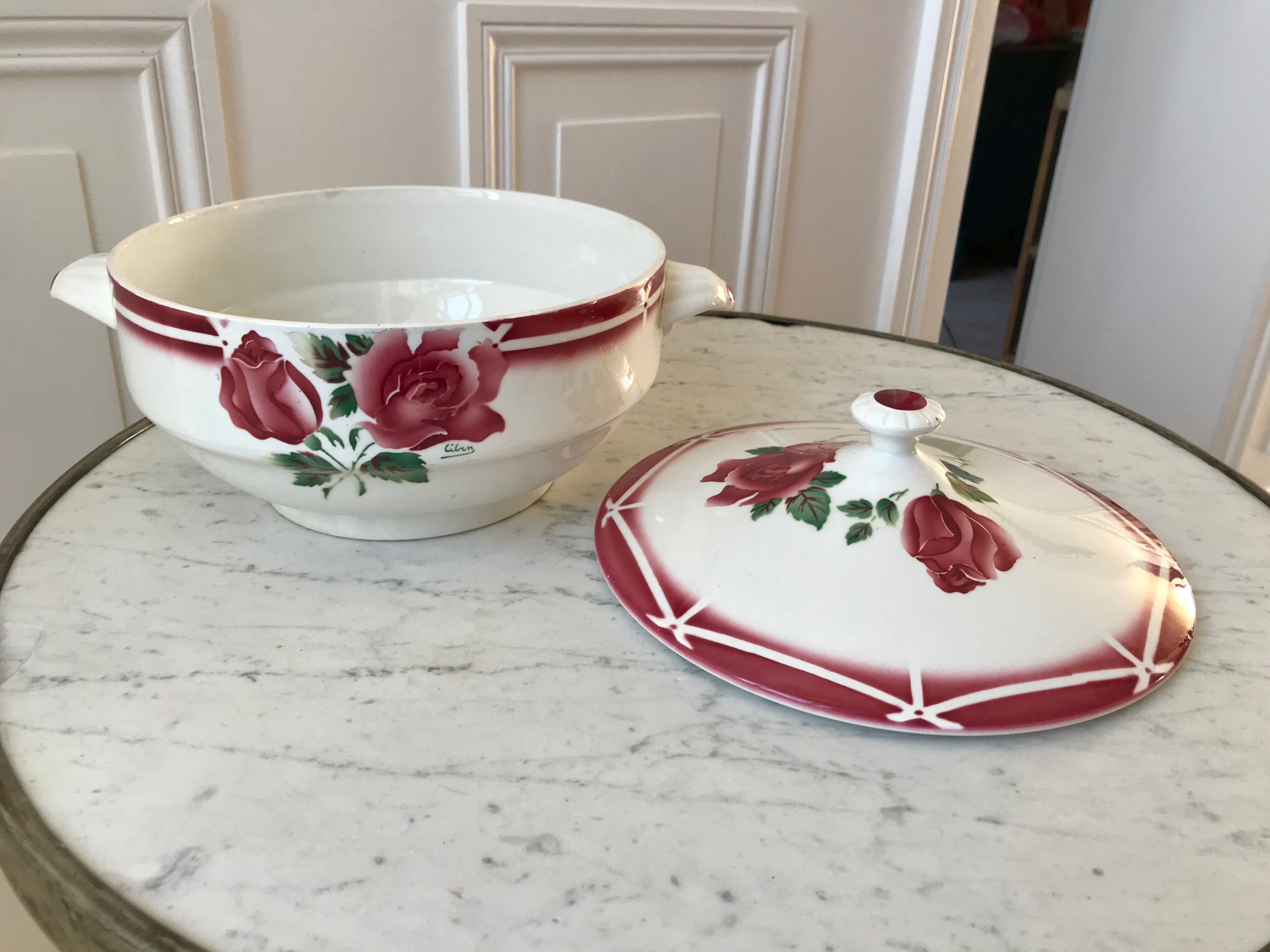 Tureen Digoin Sarreguemines model "Cibon" years 30-40
