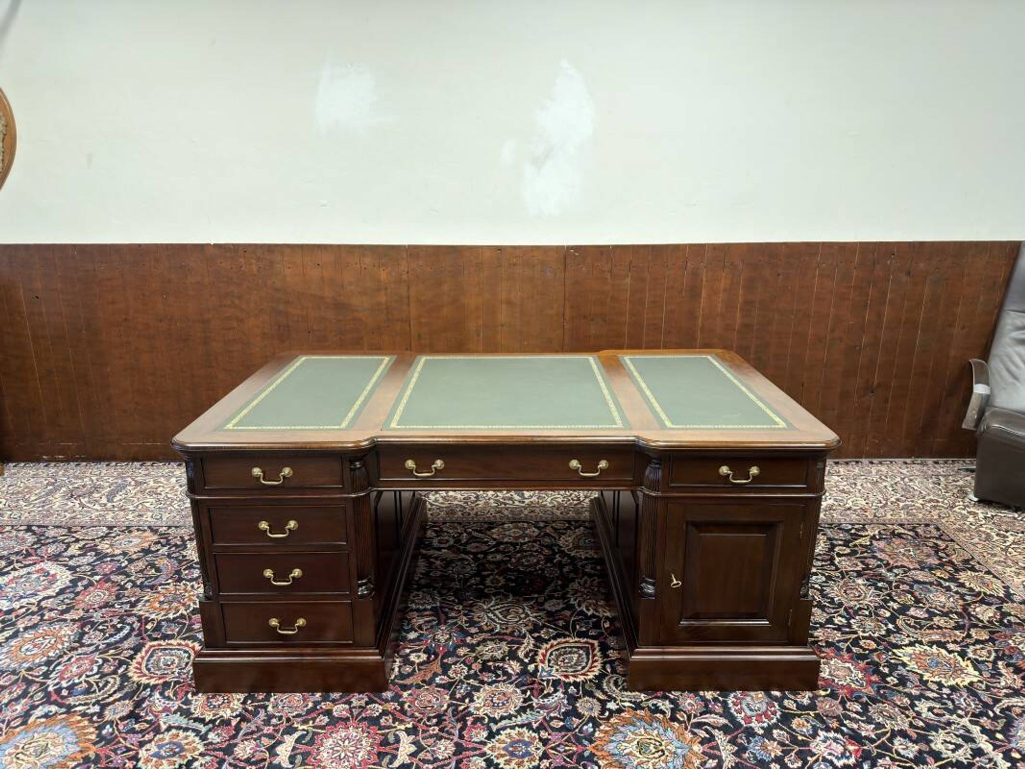 Classic English Vintage Desk Partnerdesk