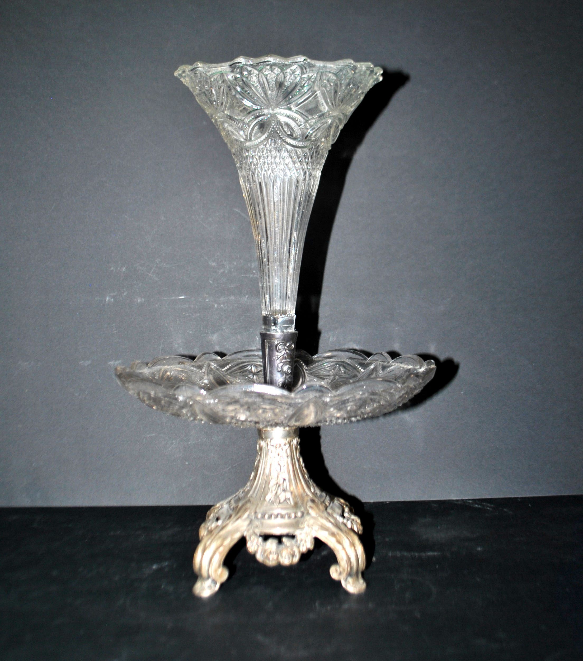 Romantic centrepiece – tulip-shaped glass vase with silver-plated metal from 1900