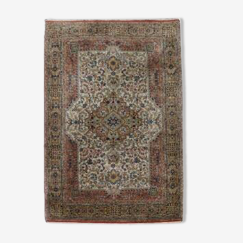 Oriental rug 204 x 130 cm