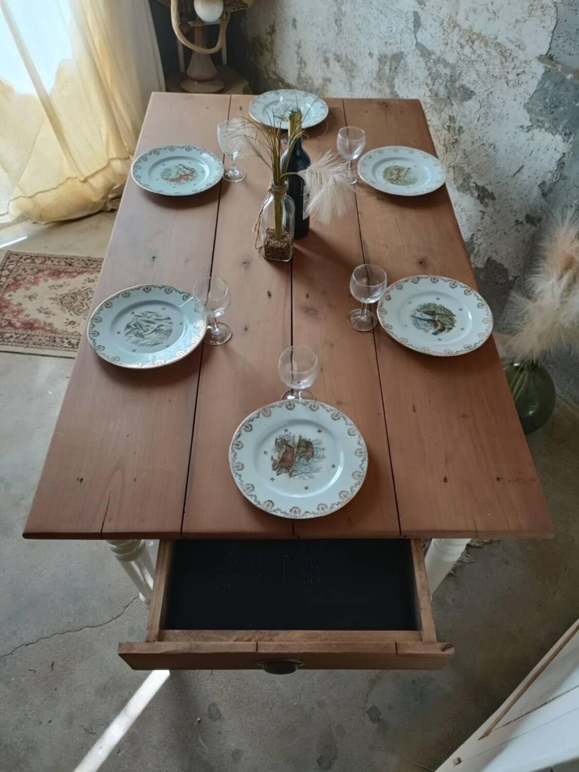 Farmhouse table