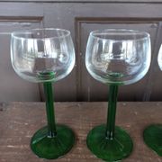 Verres à vin d'Alsace pied vert vintage