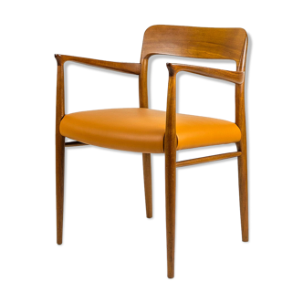 Teak and cognac leather model 56 dining chair by Niels O. Møller