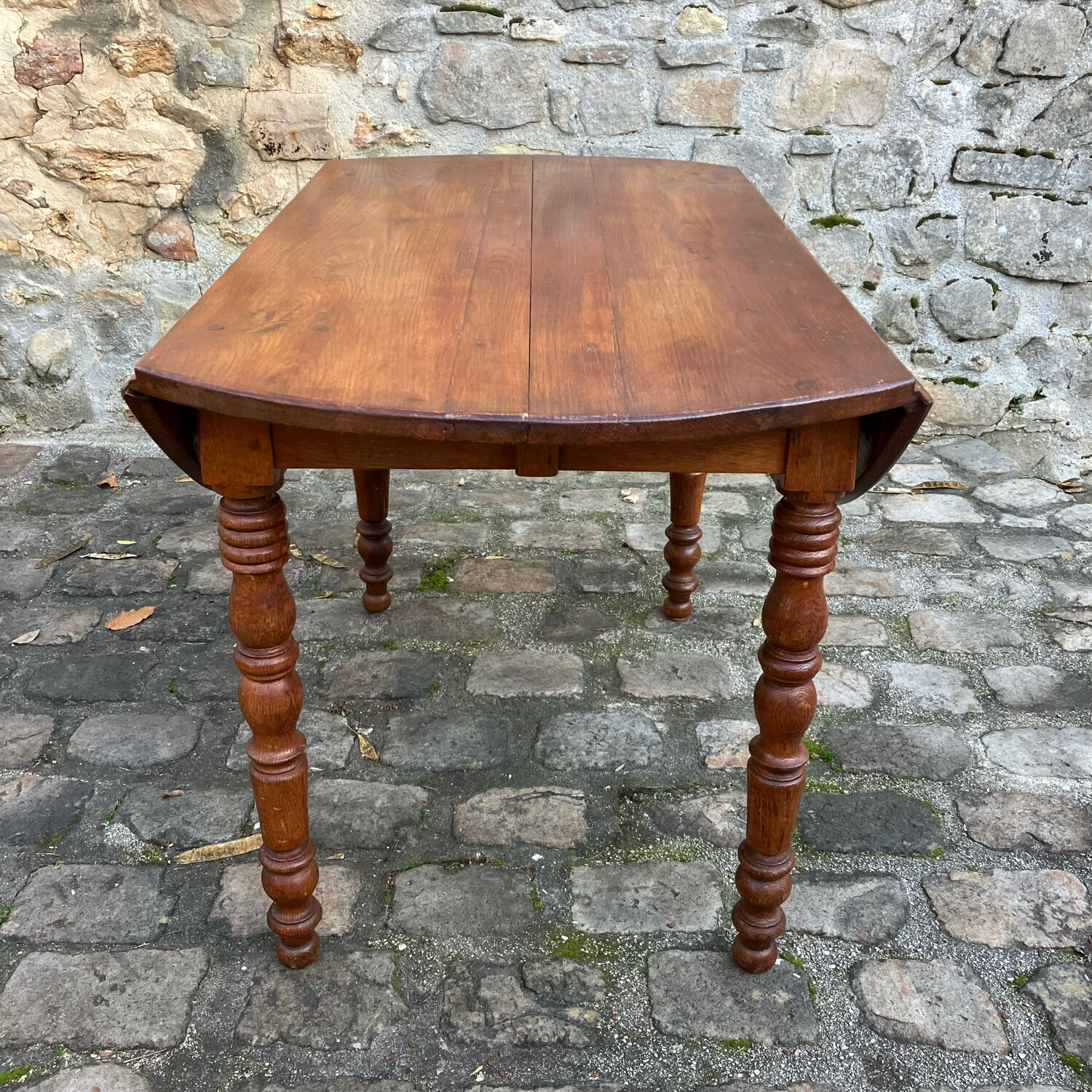 Table Louis Philippe à rabats et  rallonge