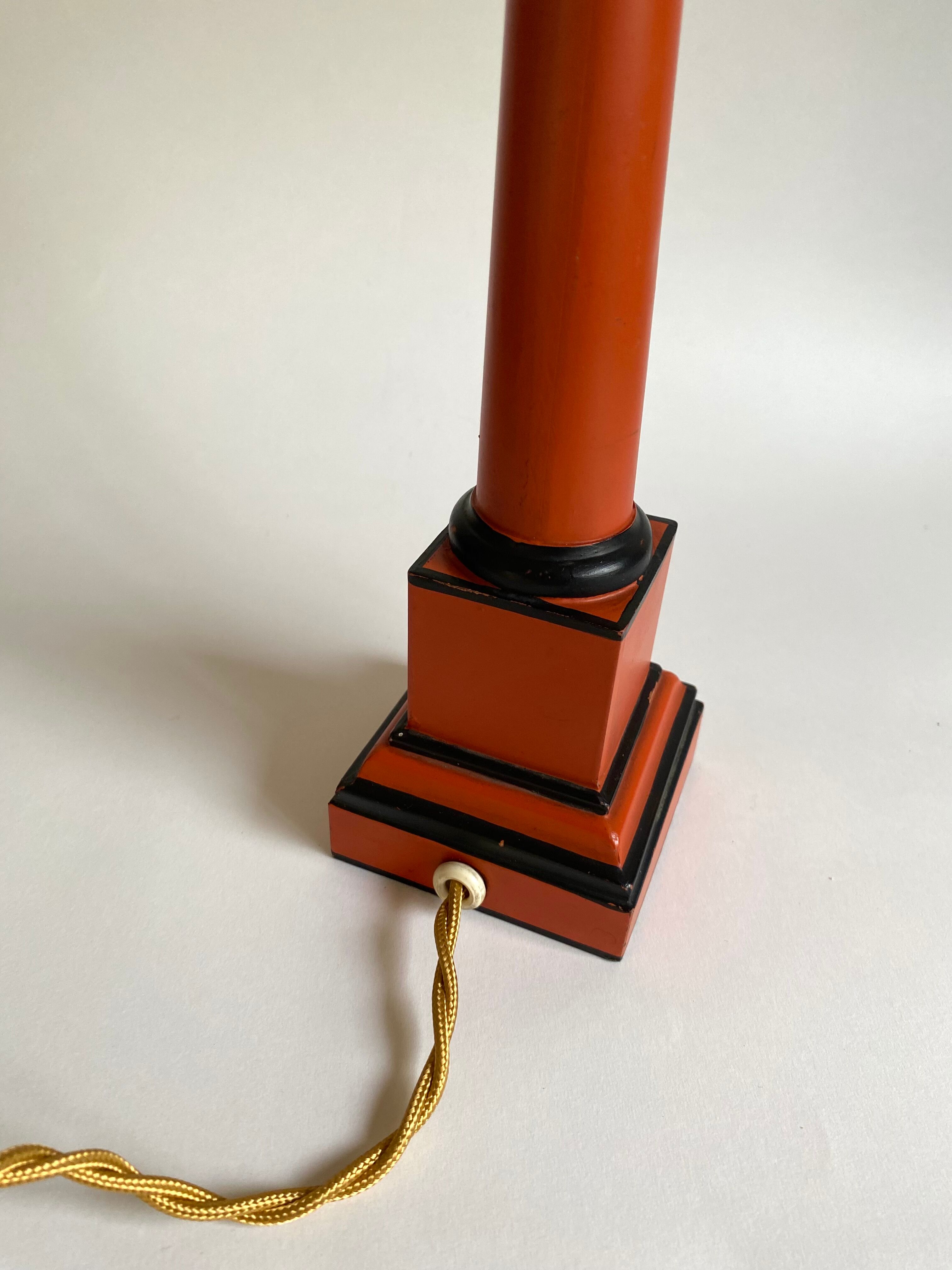 Foot and lampshade painted metal, fabric cable 2 m