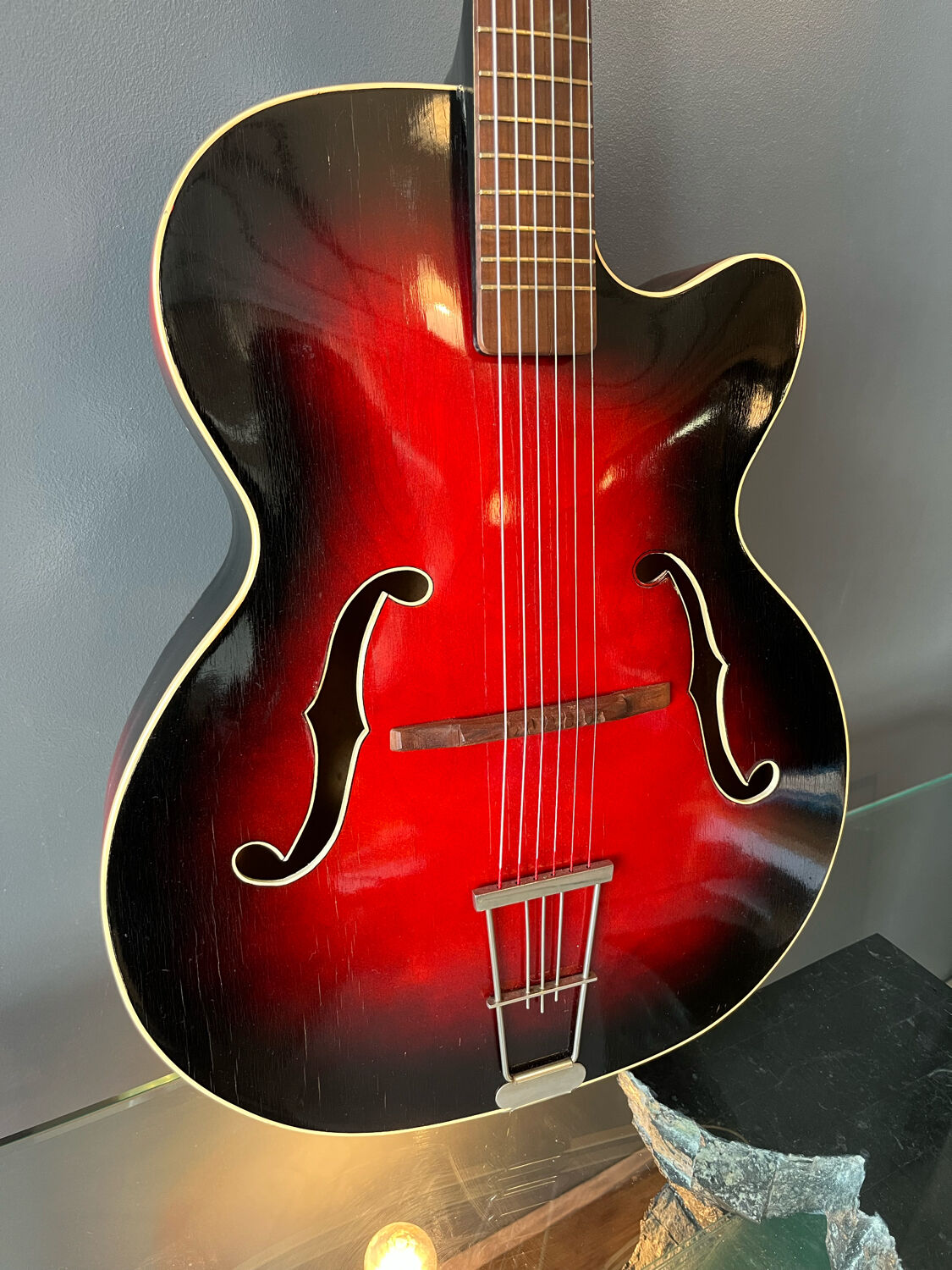Klira Archtop Guitar